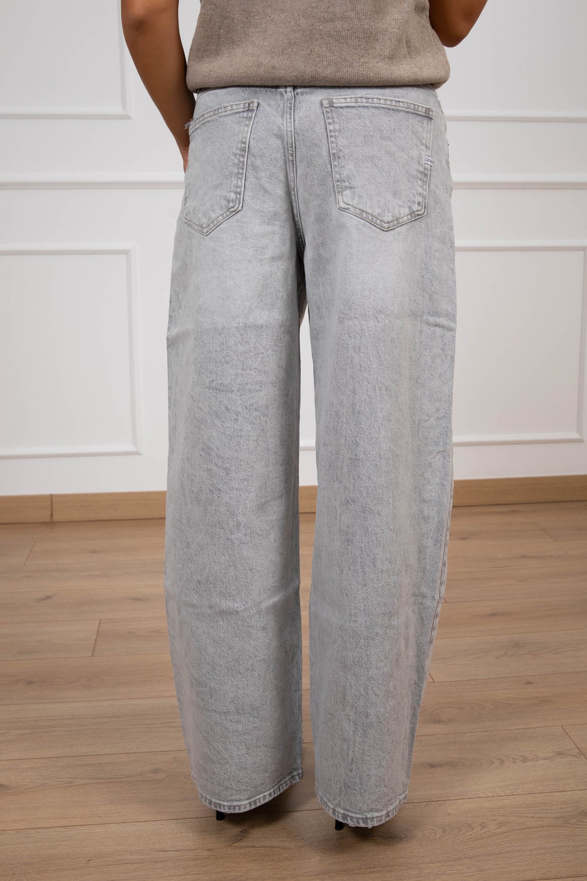 Jeans Sara lavaggio grigio ViCOLO