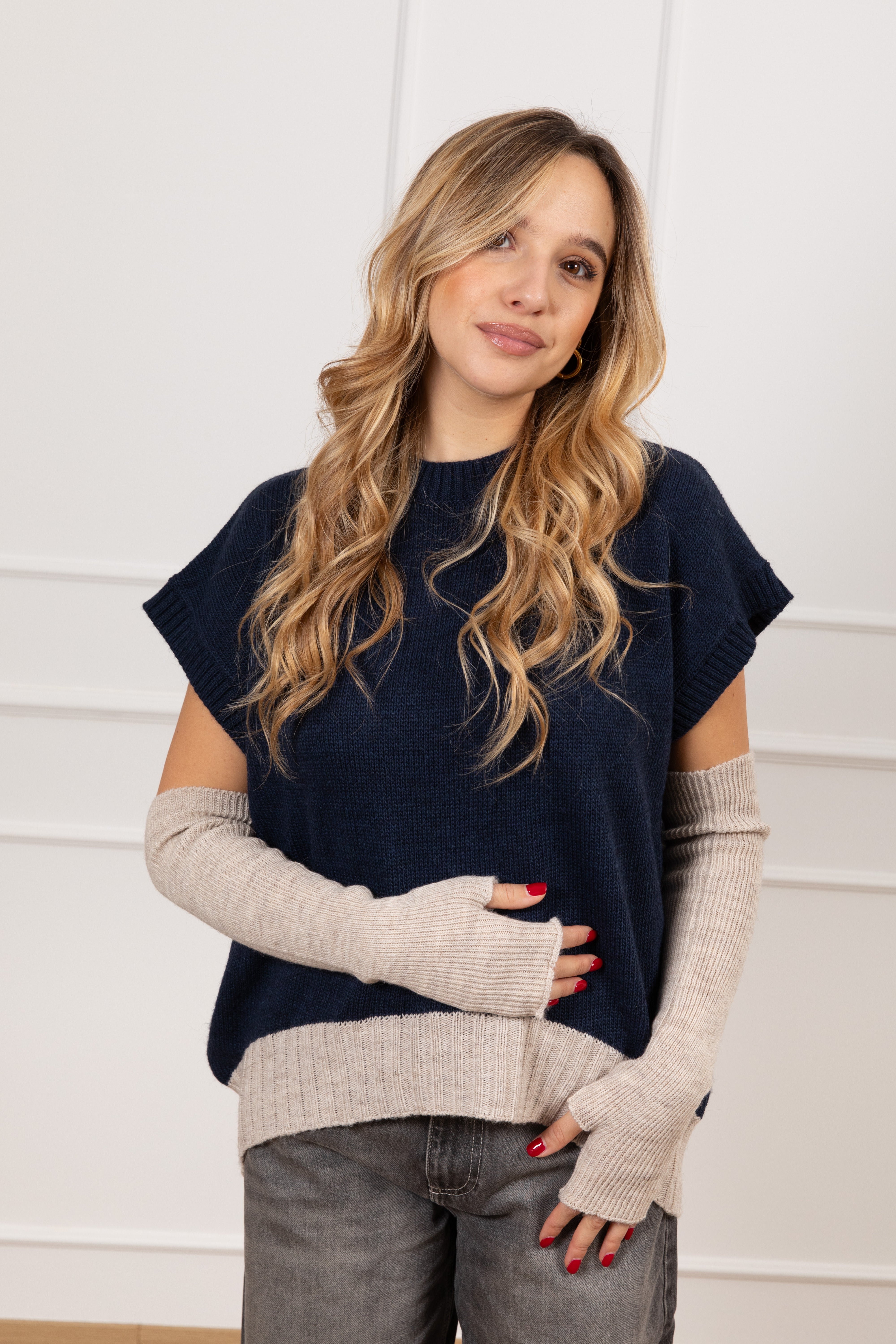 Pull con manicotti e fondo a contrasto Tensione IN