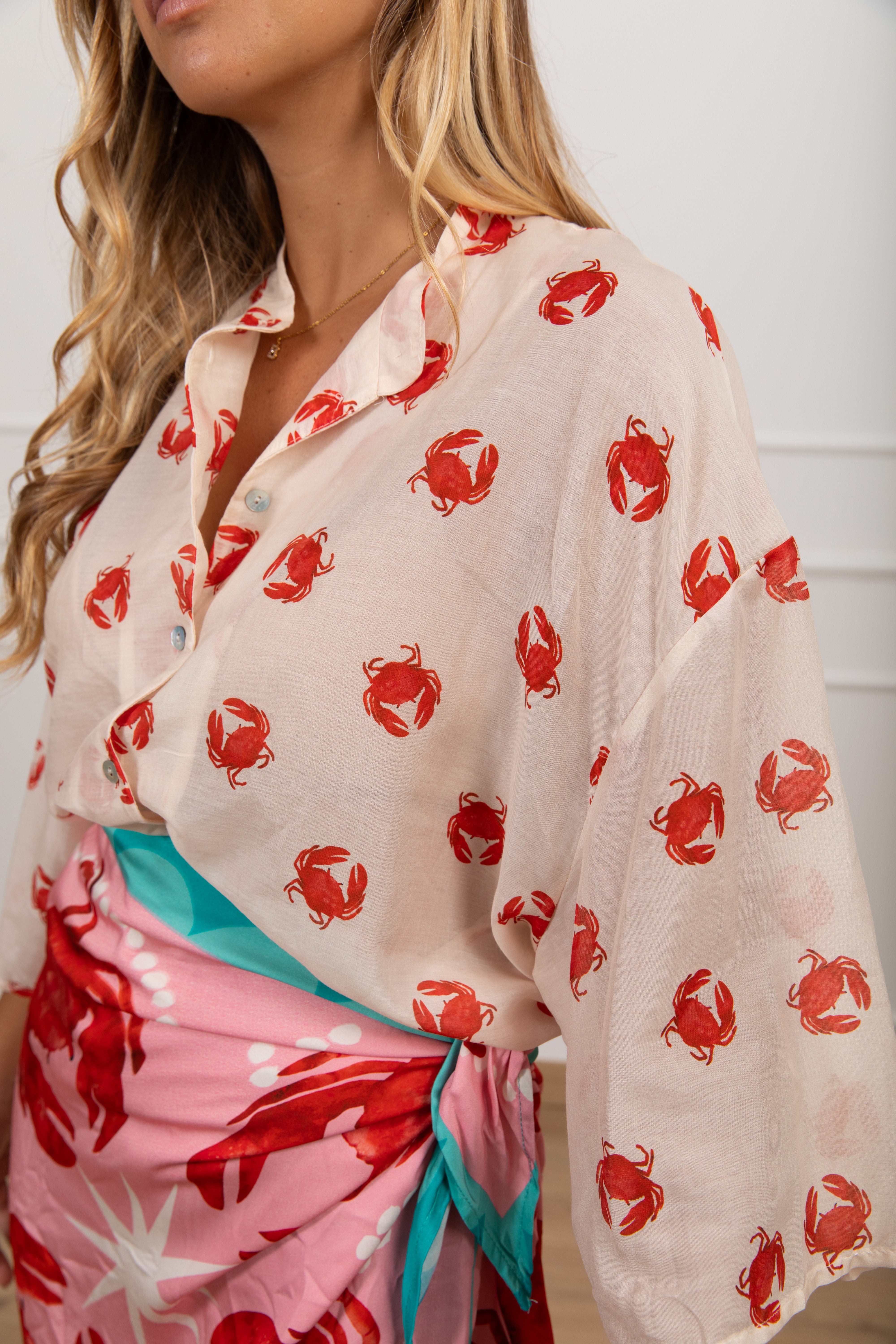 Camicia fantasia granchio con collo alla coreana Tensione IN