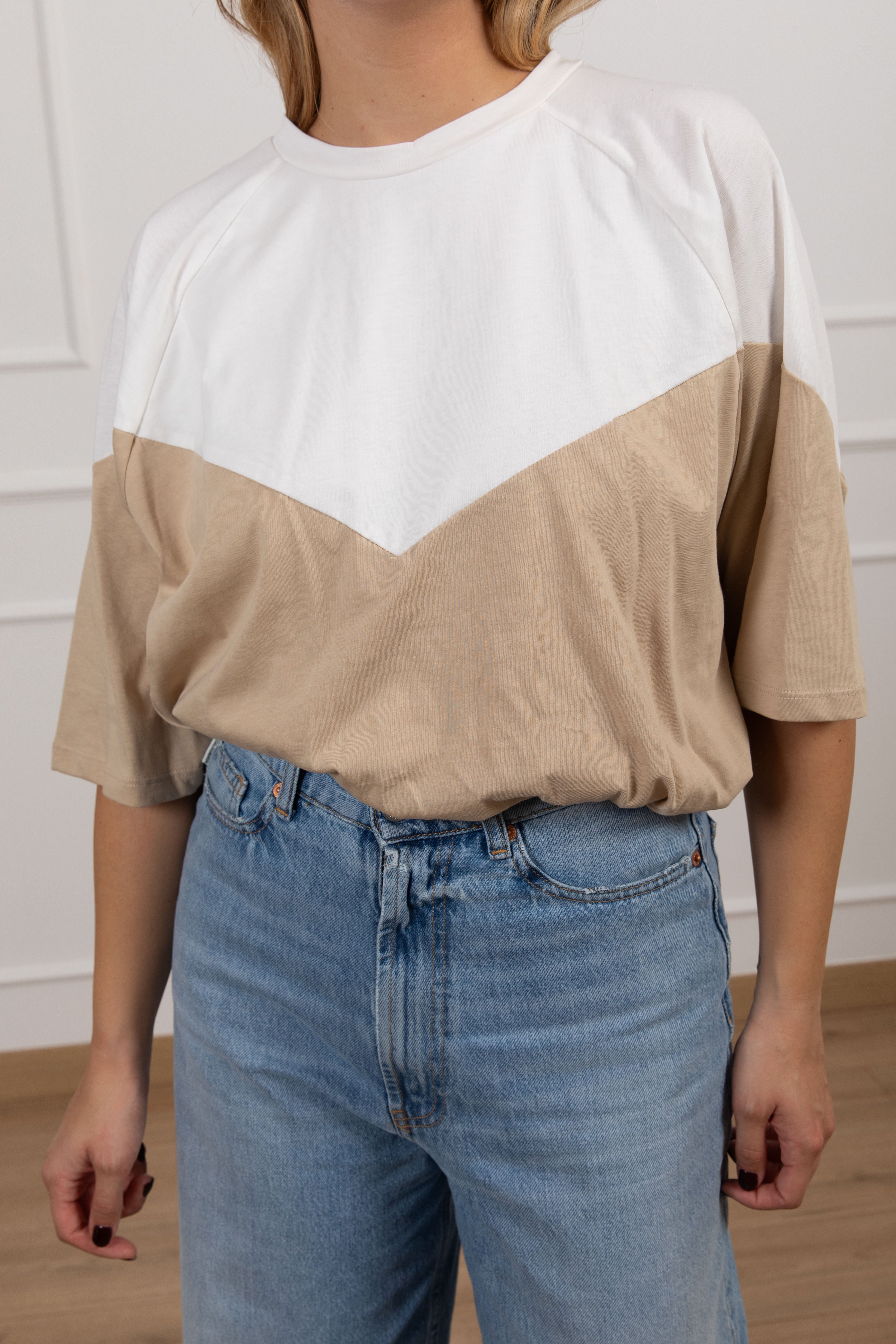 T-shirt bi-color con fondo a palloncino Tensione IN