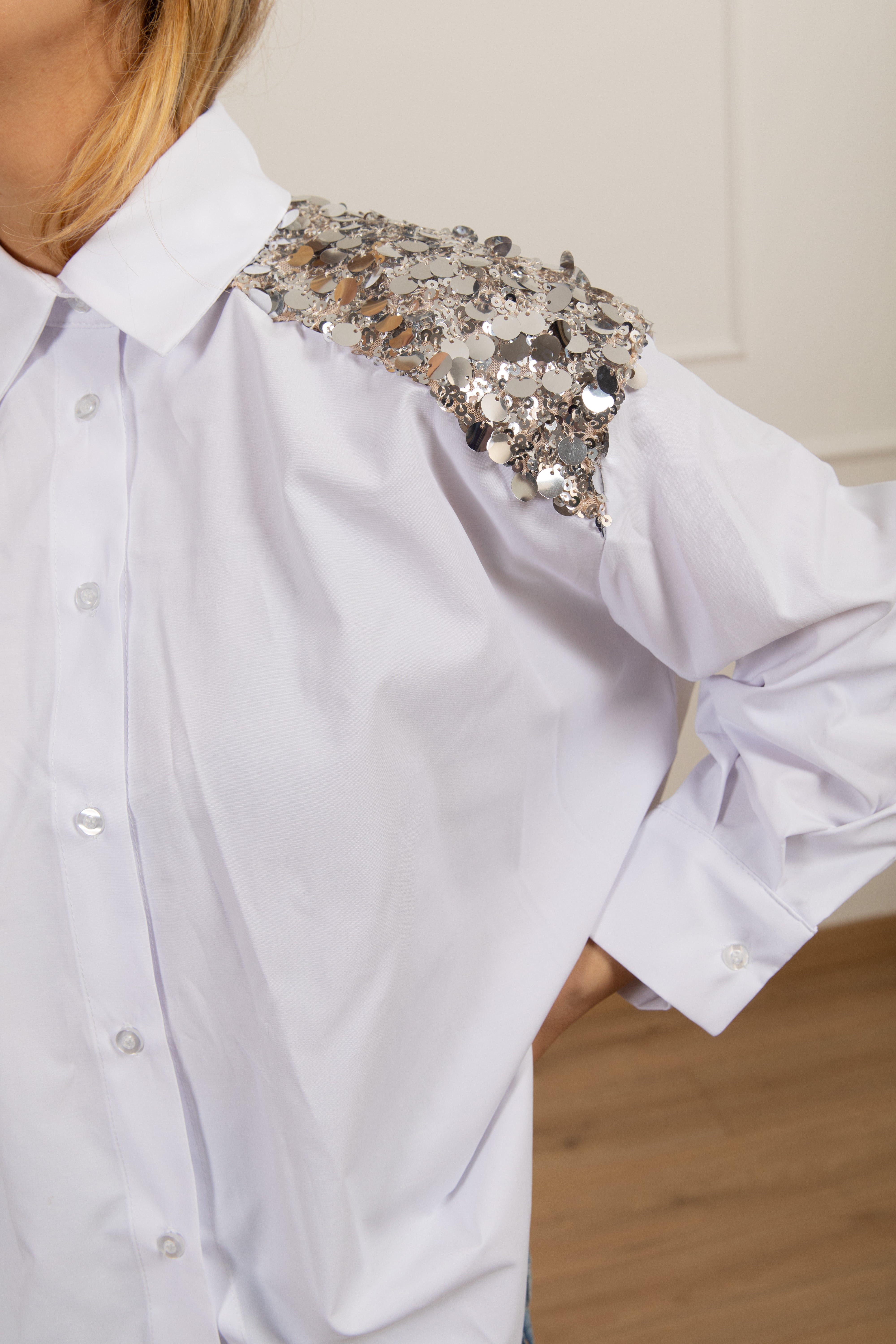 Camicia in cotone con paillettes sulle spalle Tensione IN