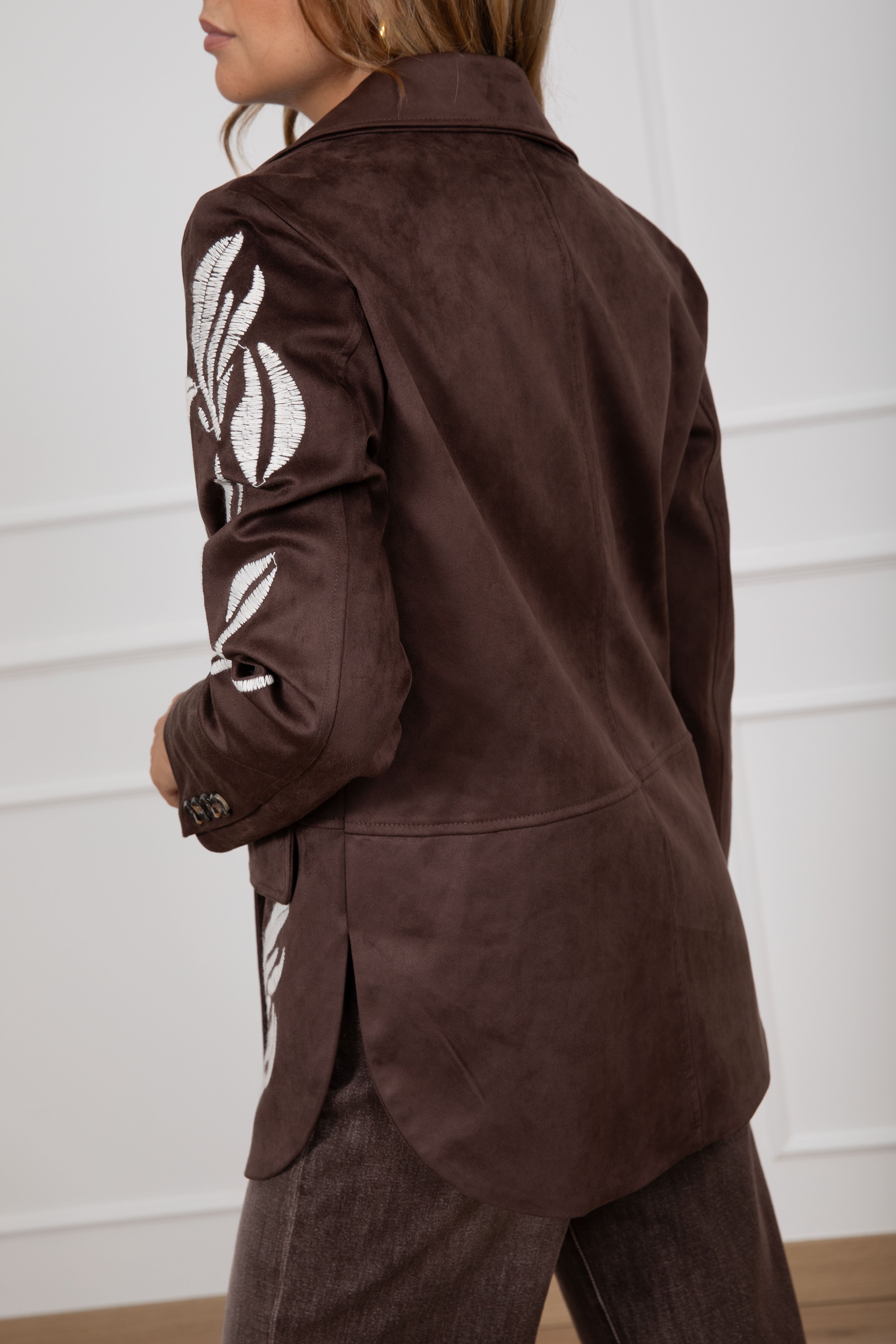 Giacca in eco-camoscio con ricami Susy Mix