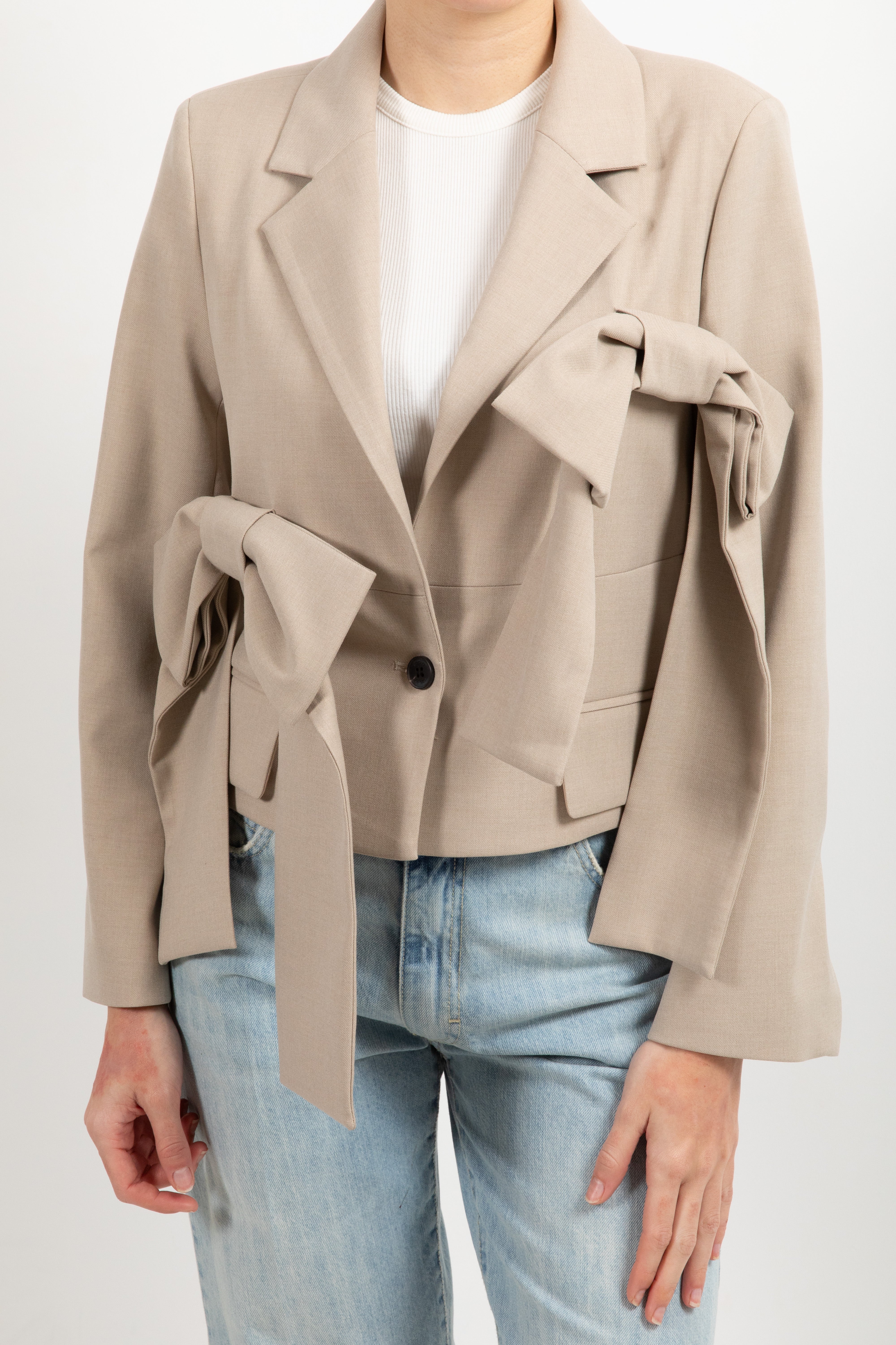 Giacca cropped con fiocchi ViCOLO