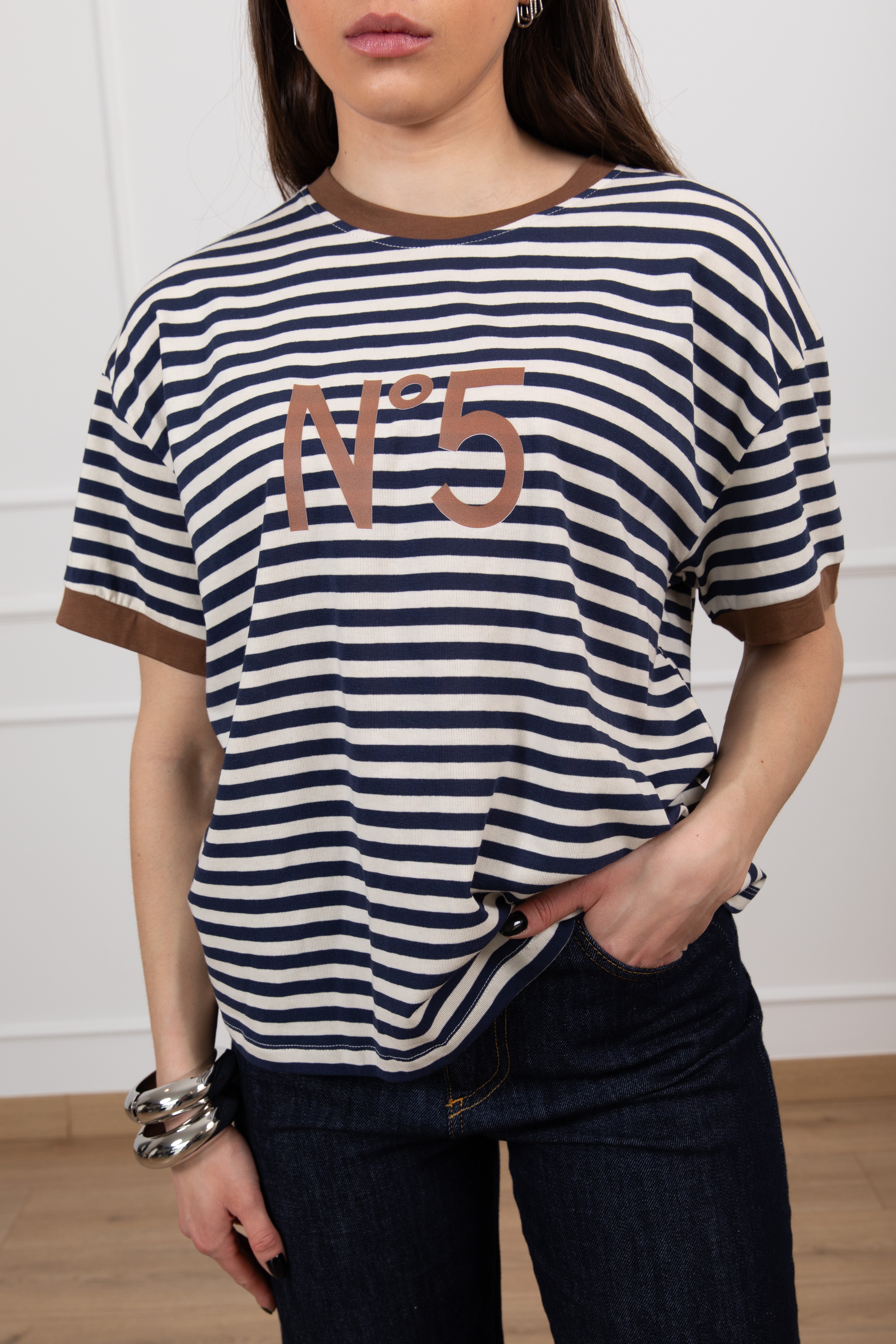 T-shirt "N 5" a righe Tensione IN