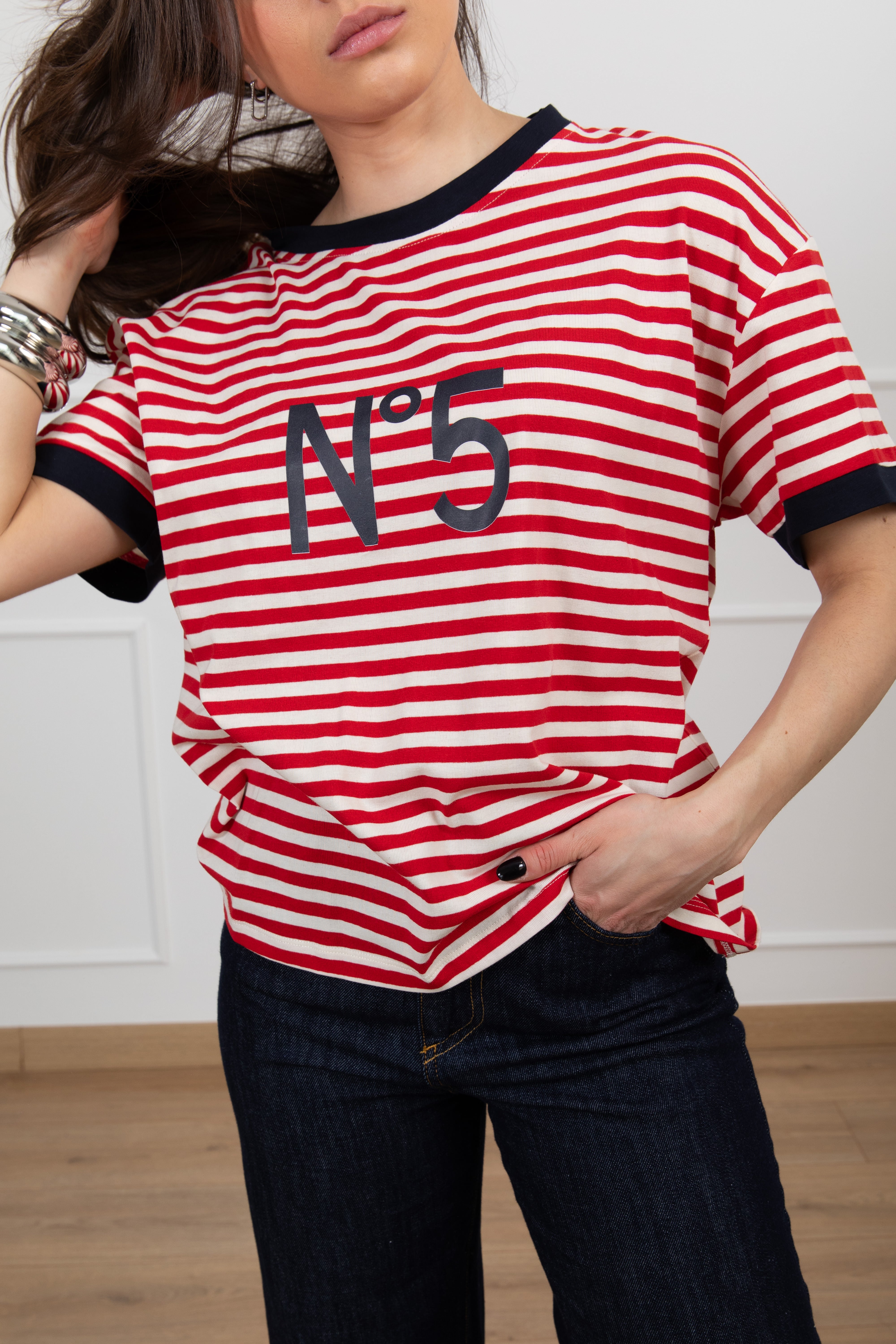 T-shirt "N 5" a righe Tensione IN