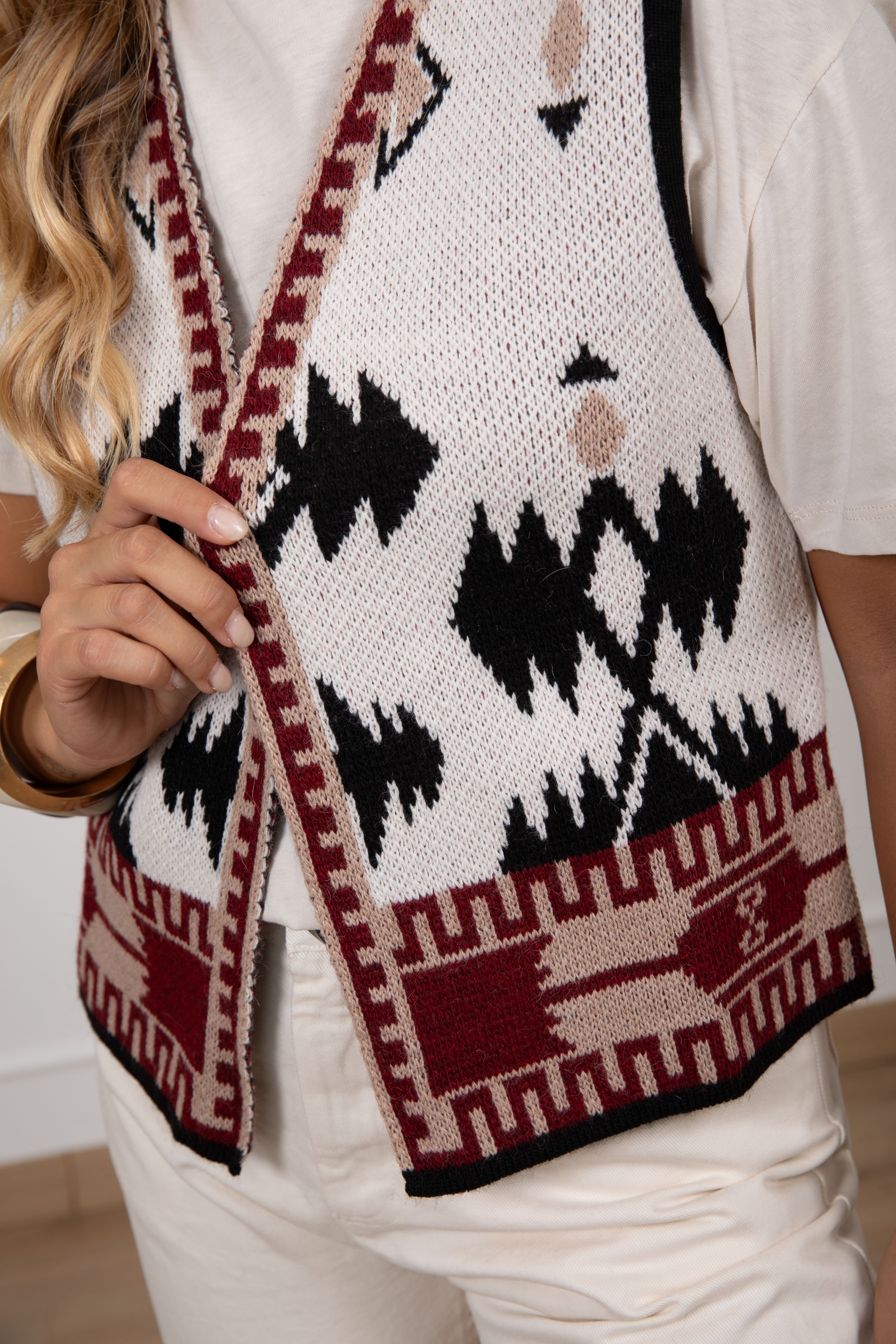 Gilet in maglia con motivo etnico ViCOLO