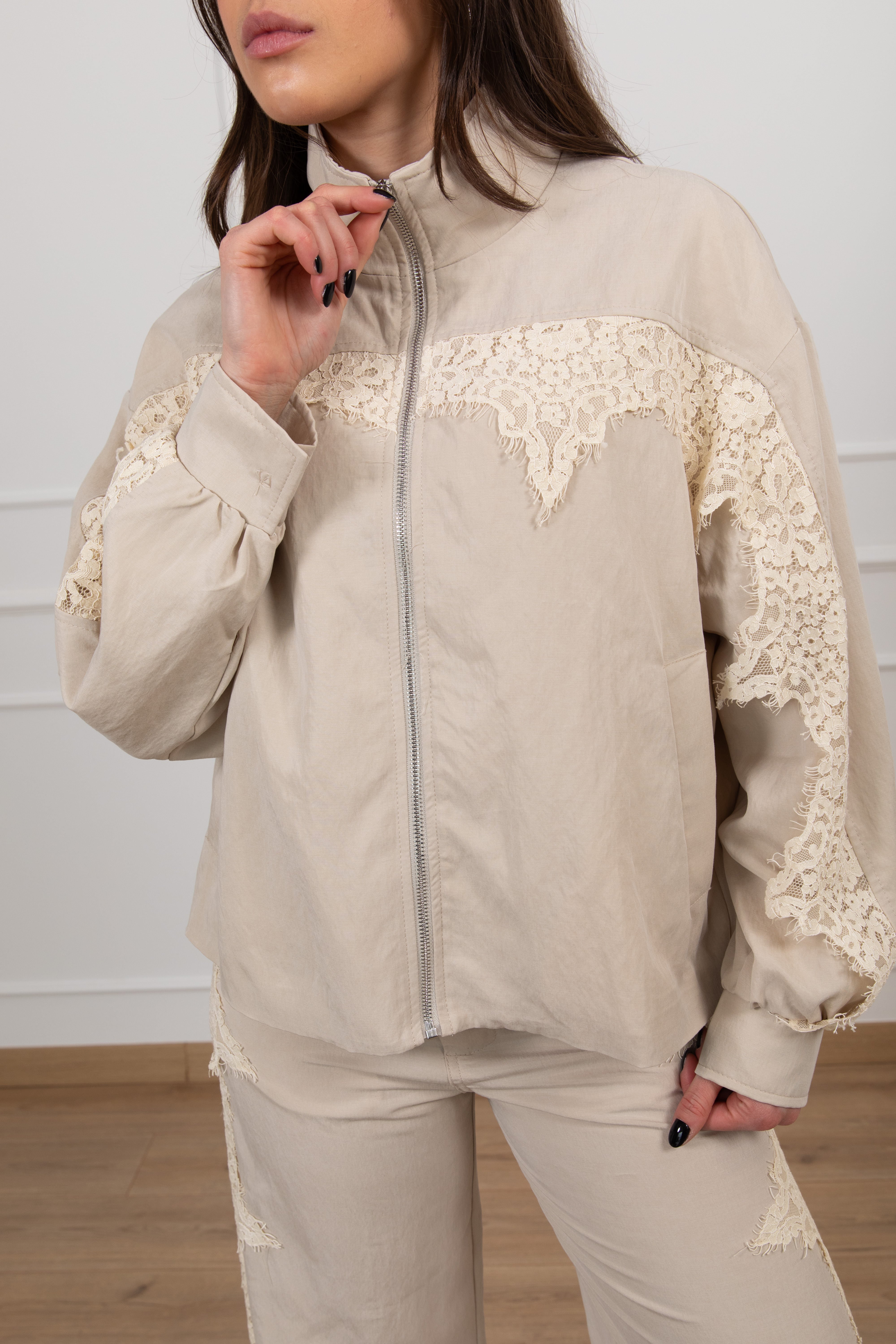 Bomber in cupro con inserti in pizzo Tensione IN