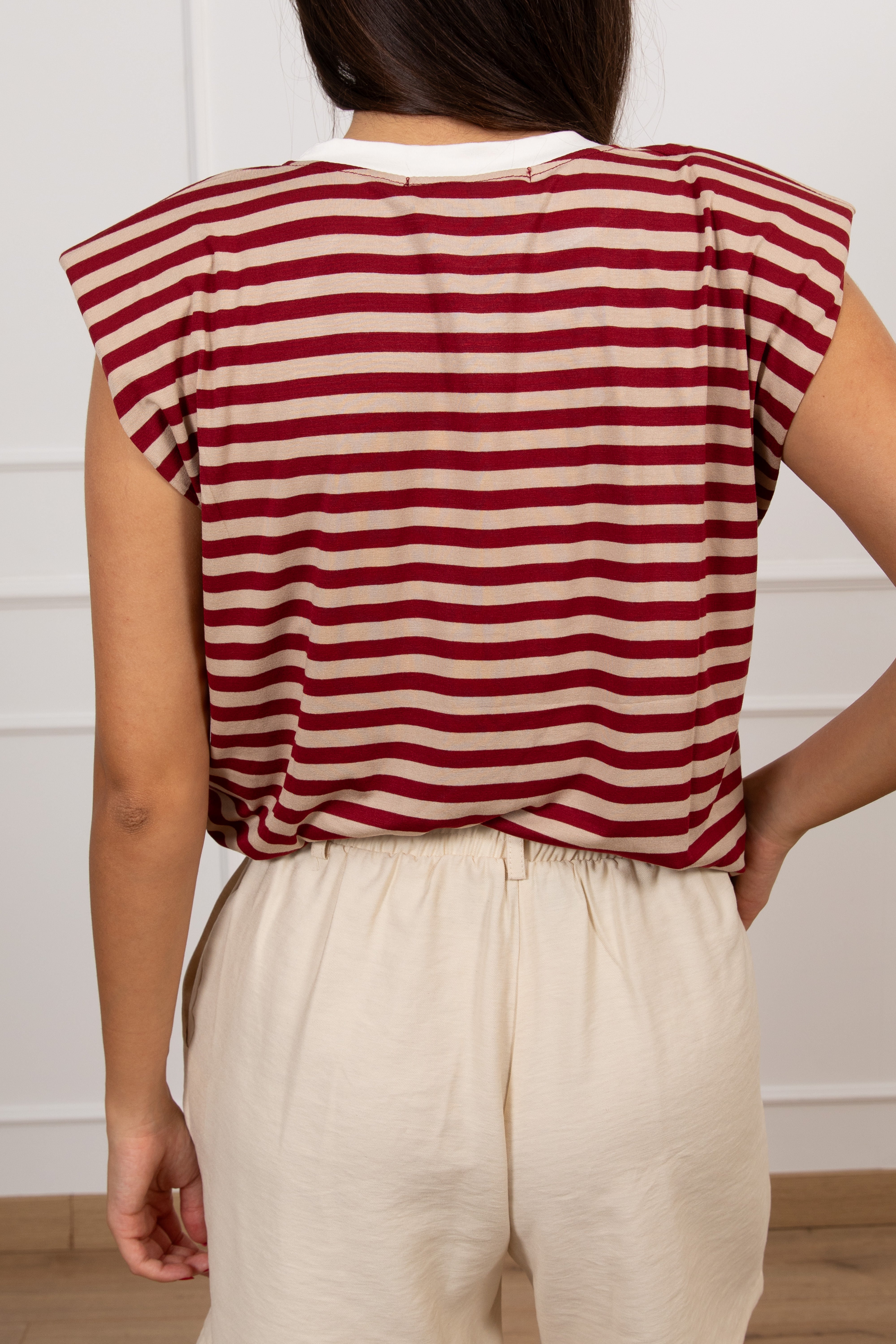 T-shirt smanicata con spallina imbottita a righe Haveone