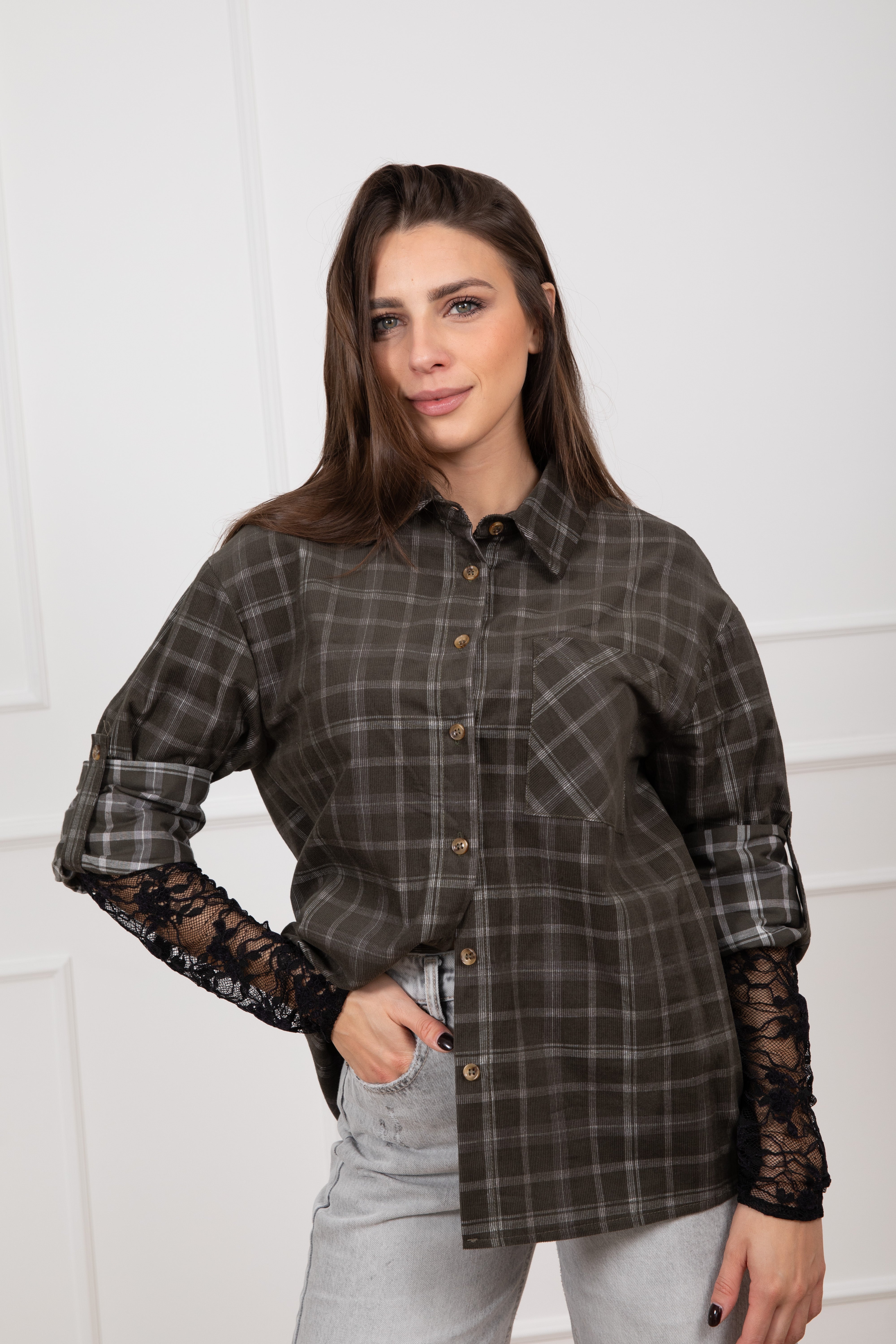 Camicia check in velluto millerighe con manica in pizzo ViCOLO