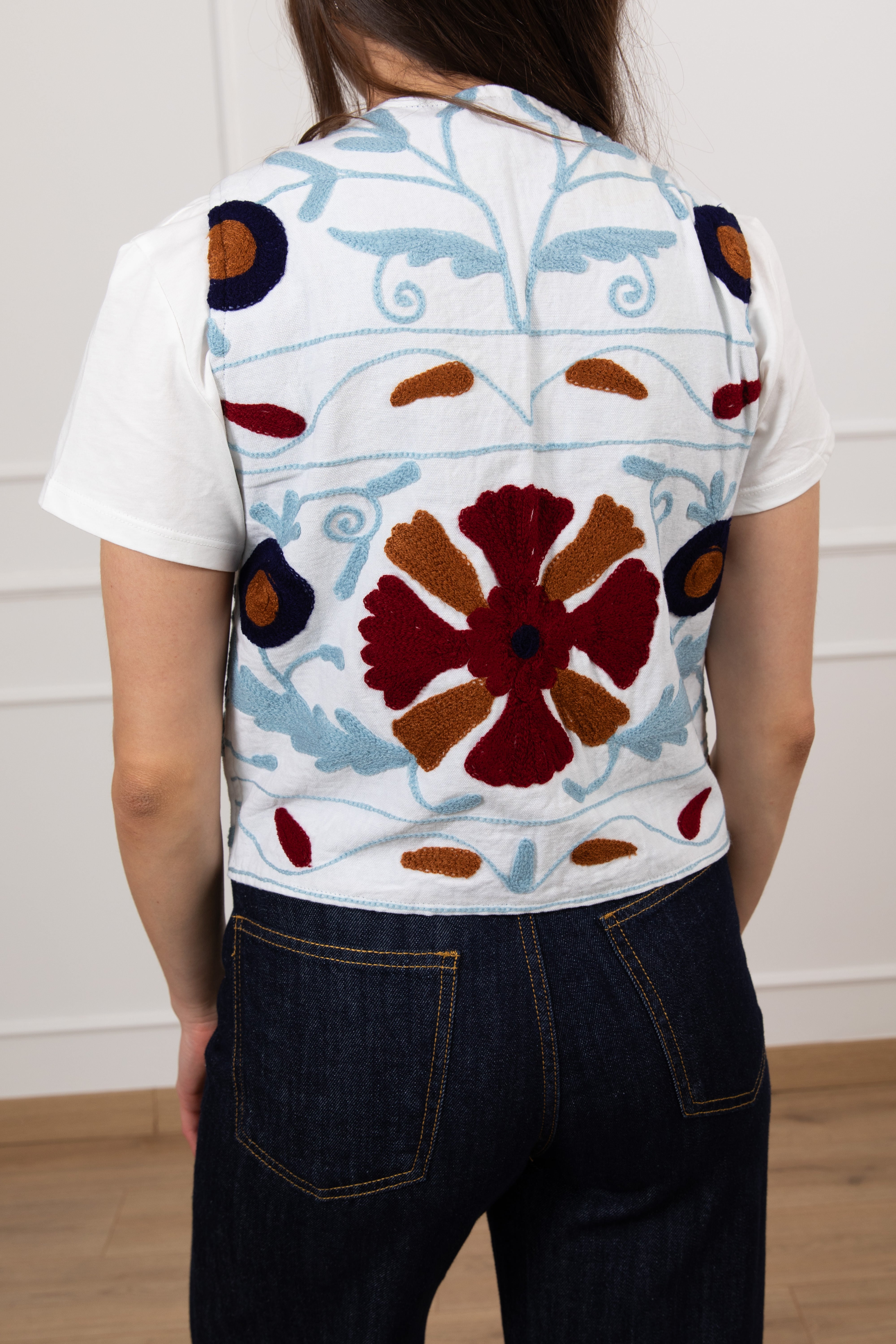 Gilet con ricamo multicolor ViCOLO