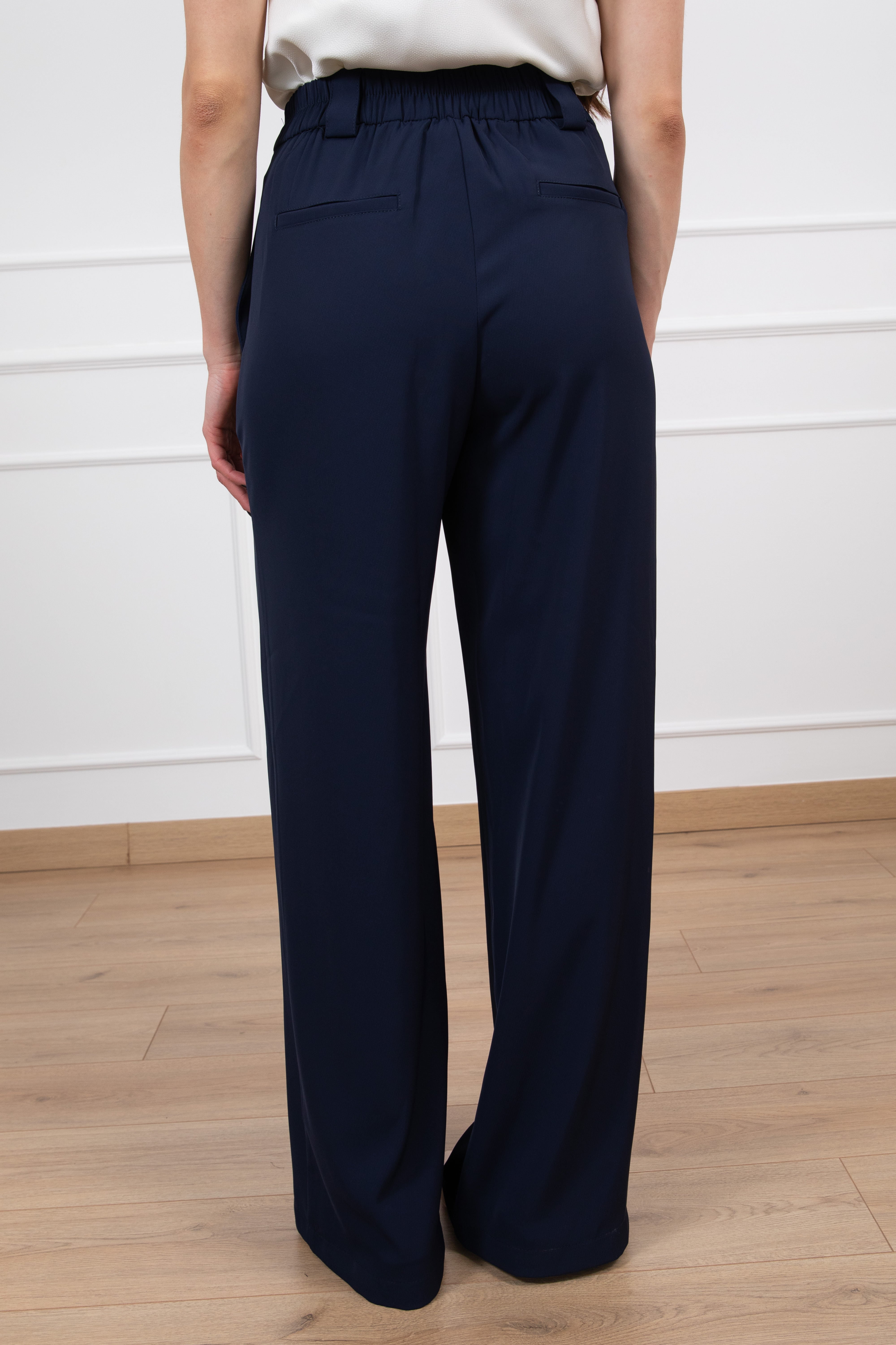 Tailleur giacca con godet e pantalone Tensione IN