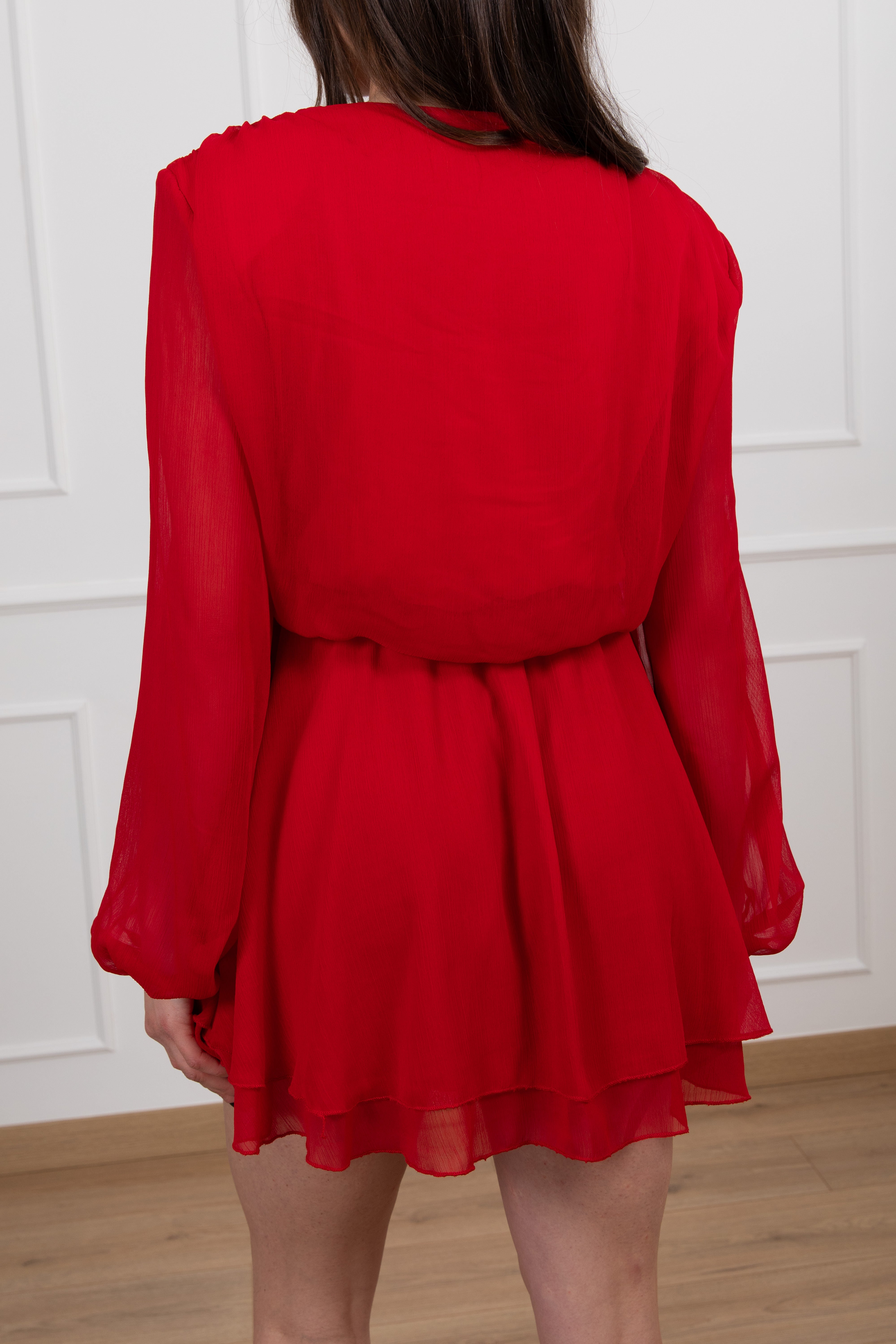 Mini-abito in crepe con spallina imbottita Tensione IN