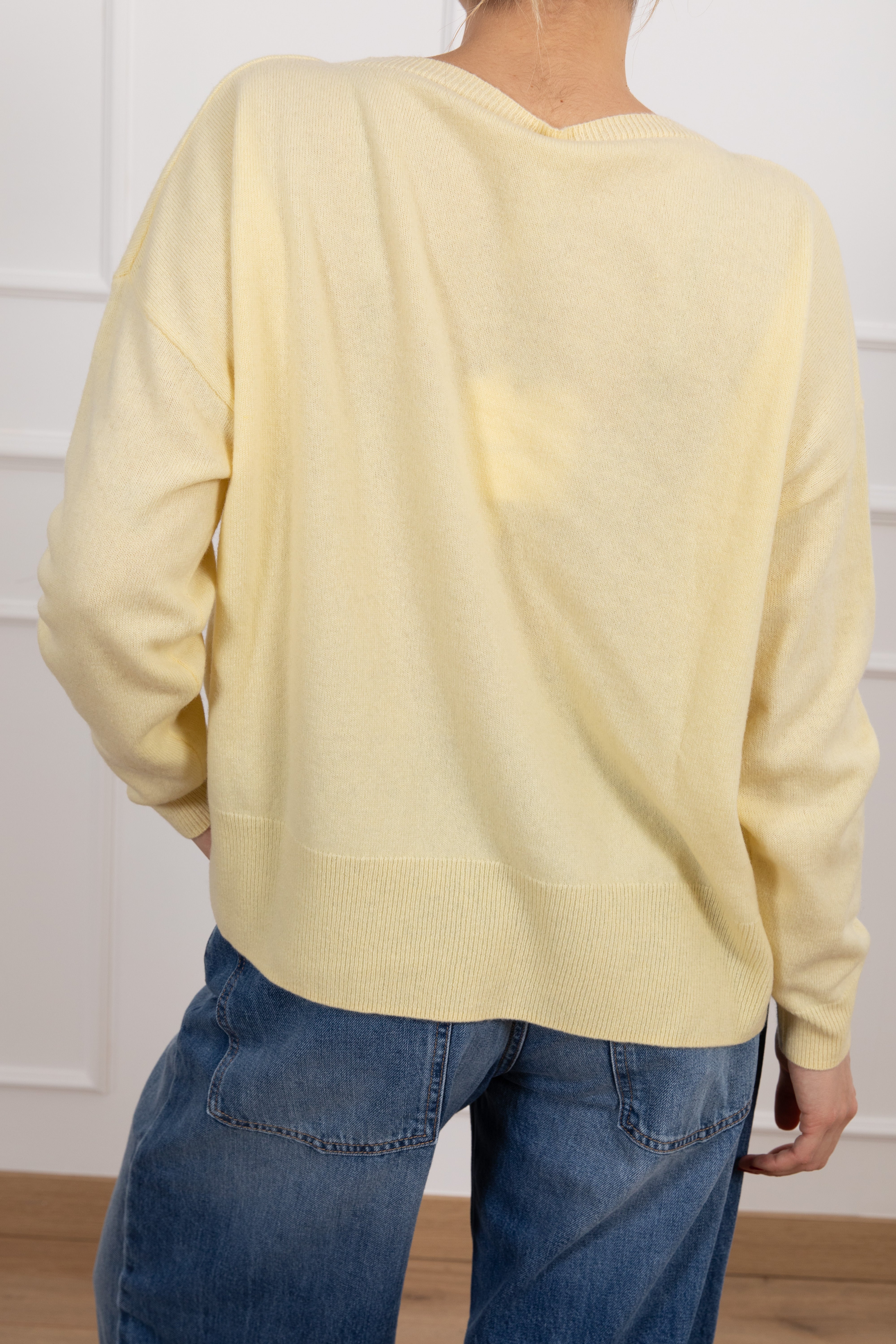 Pull a scatoletta 100% lana Tensione IN