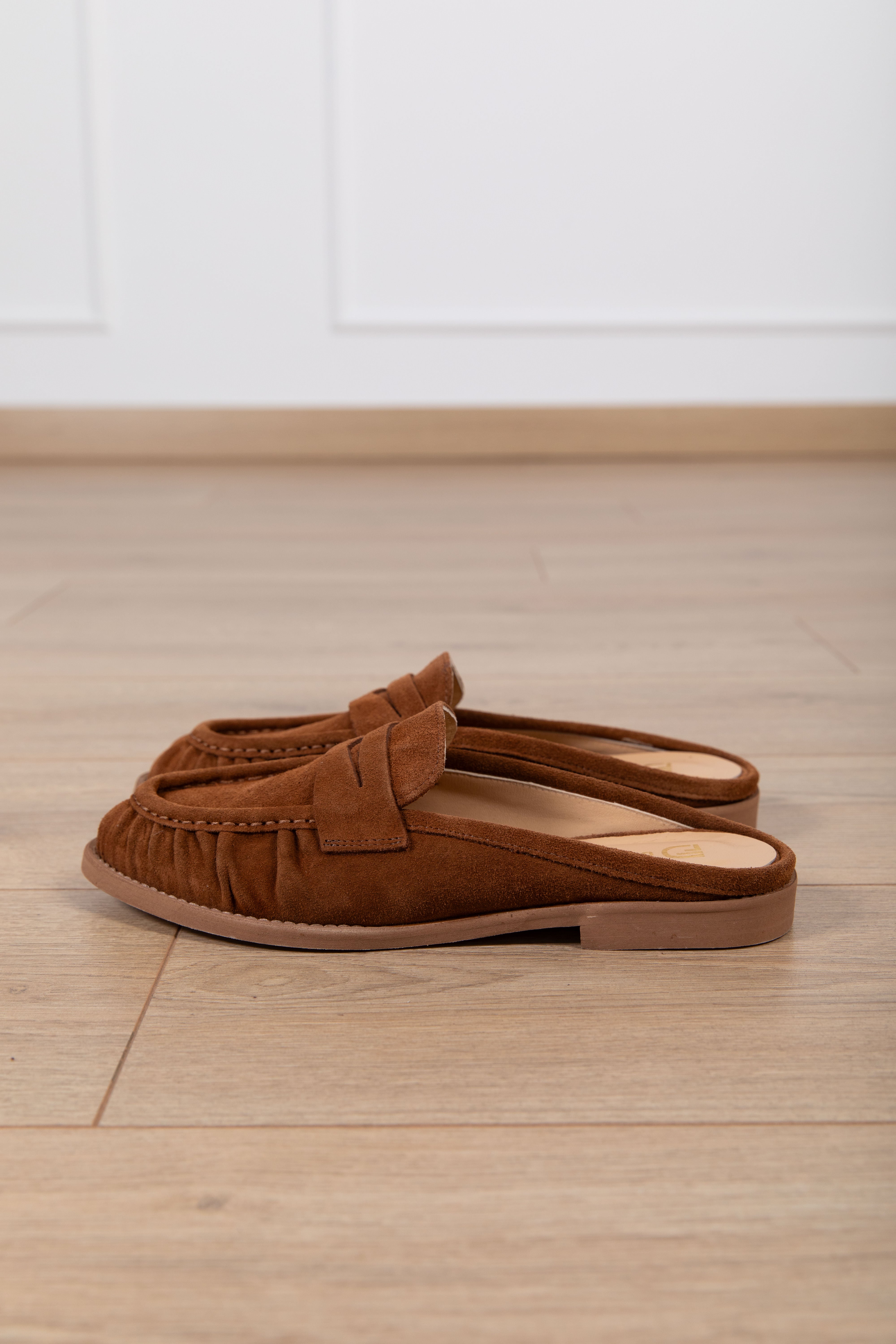 Sabot in camoscio con arricciatura Divine Follie