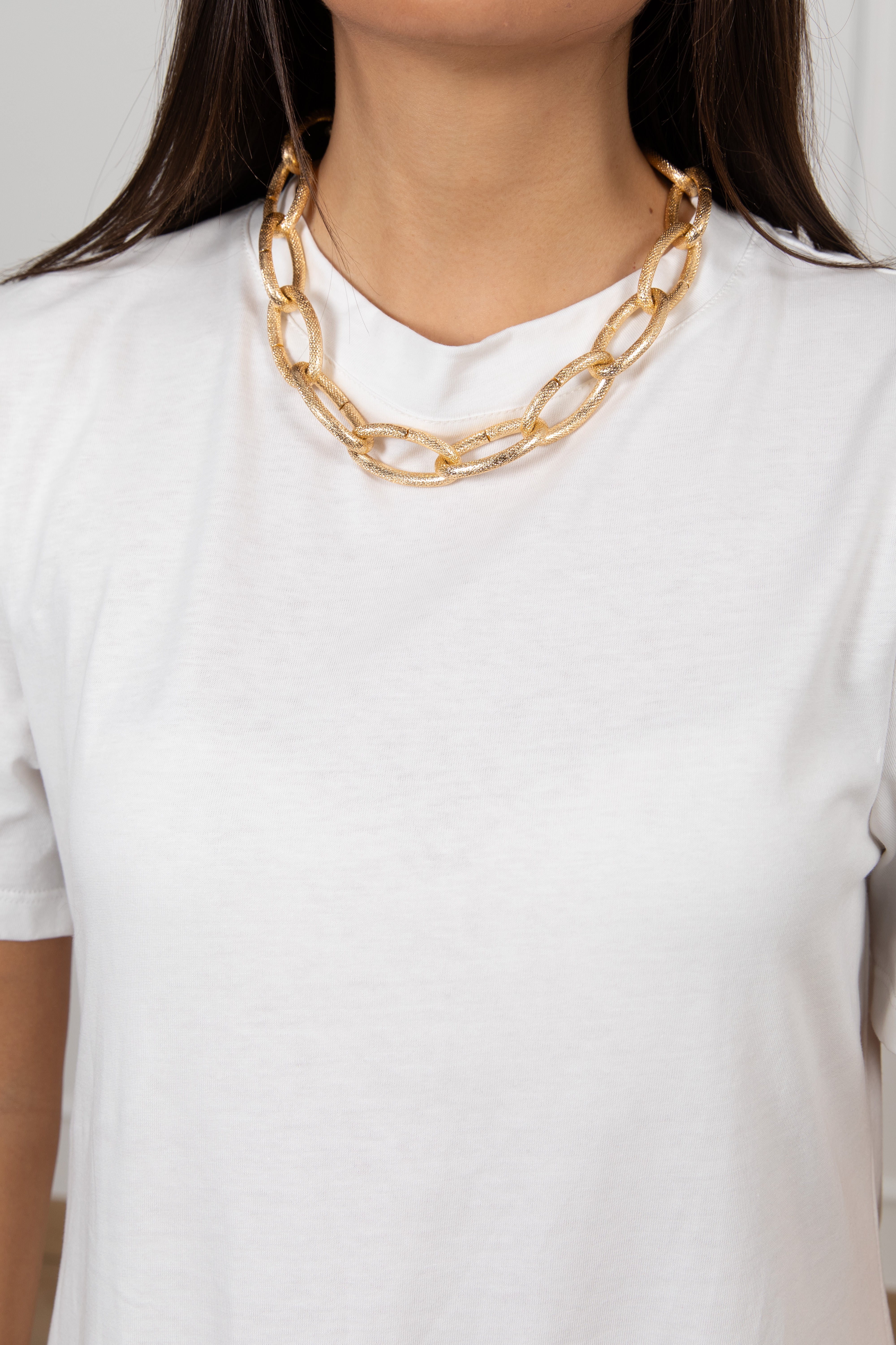 Collana catena ovale martellata