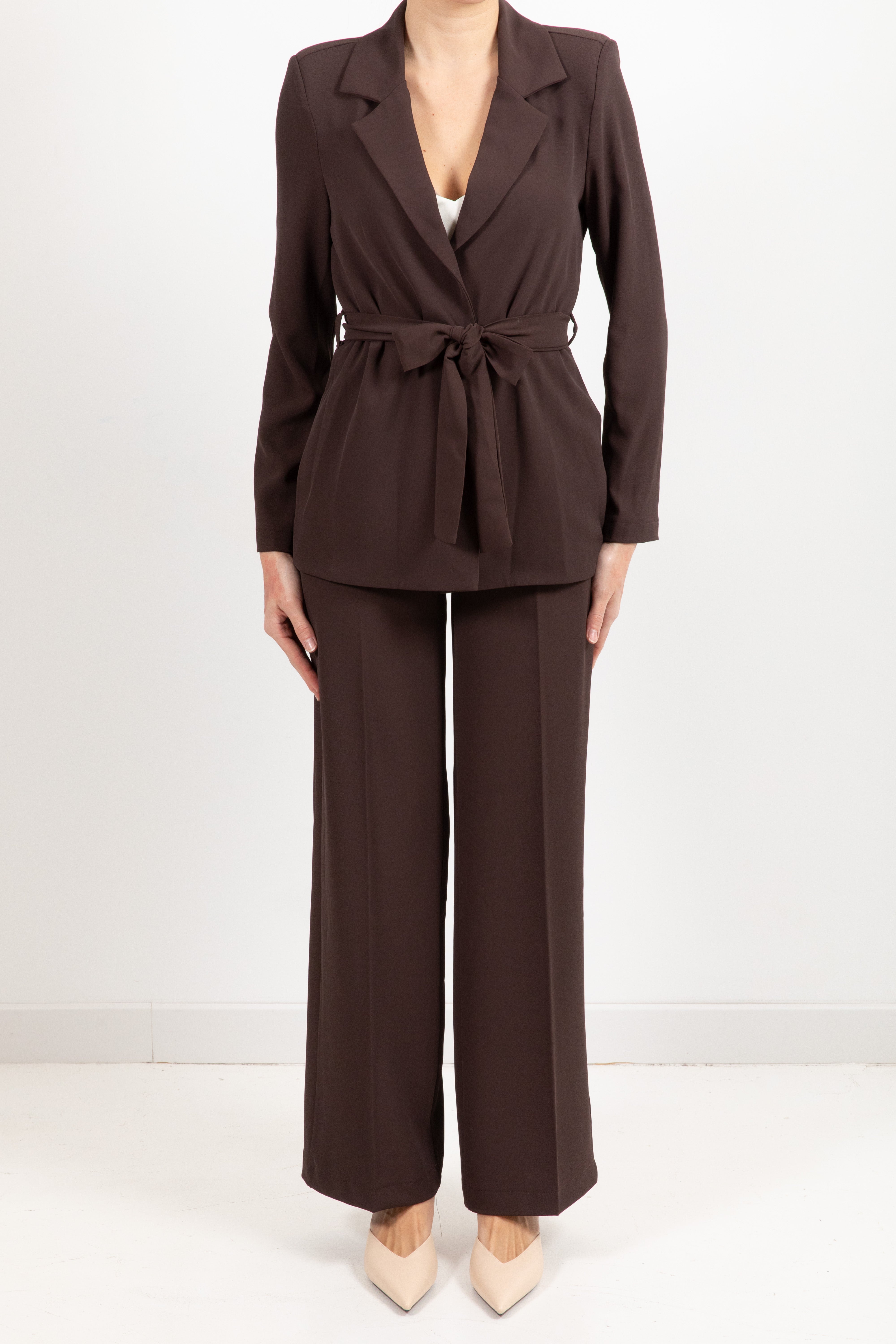 Tailleur fluido giacca con fusciacca e pantalone gamba dritta Susy Mix