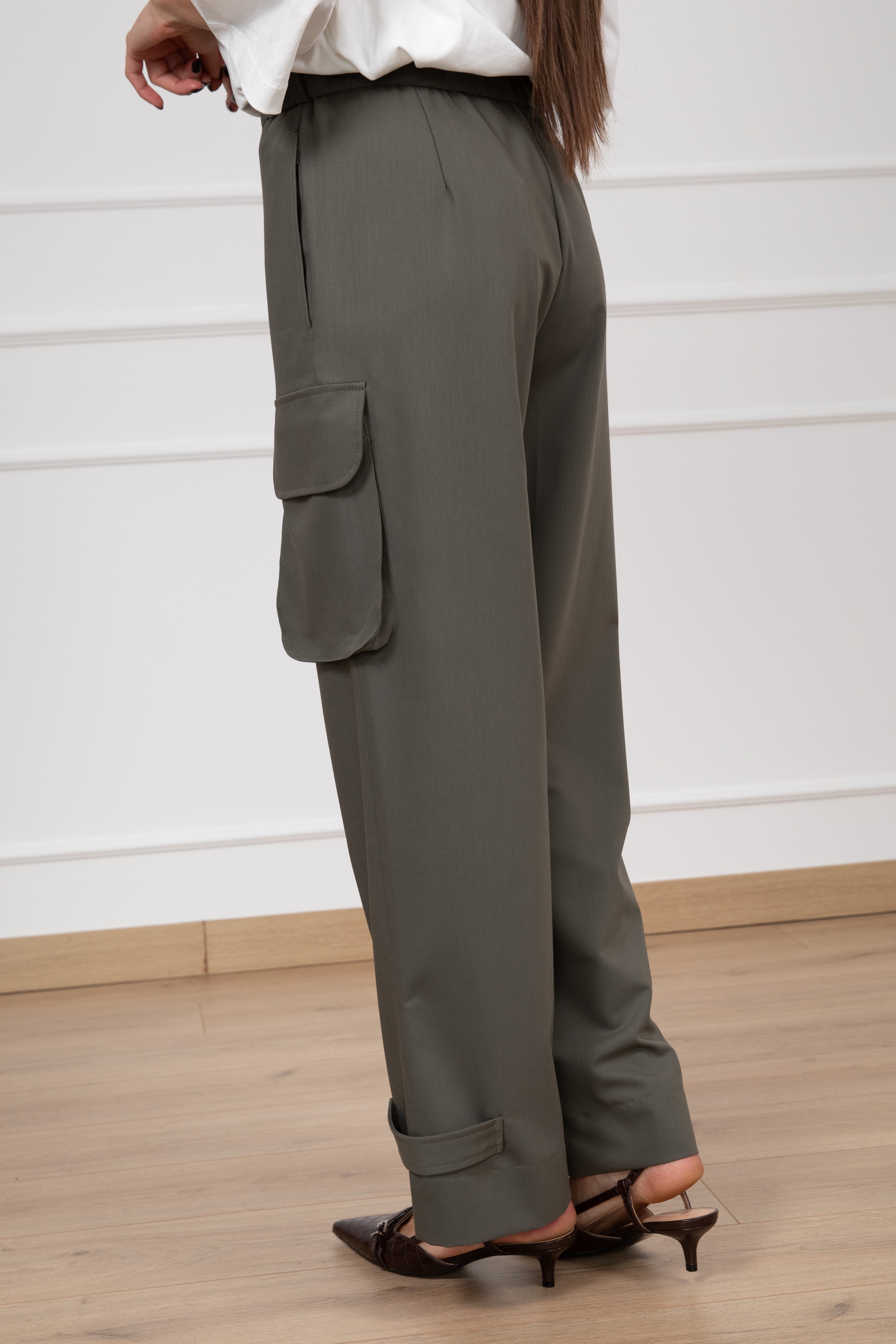 Pantalone cargo con elastico sul retro ViCOLO