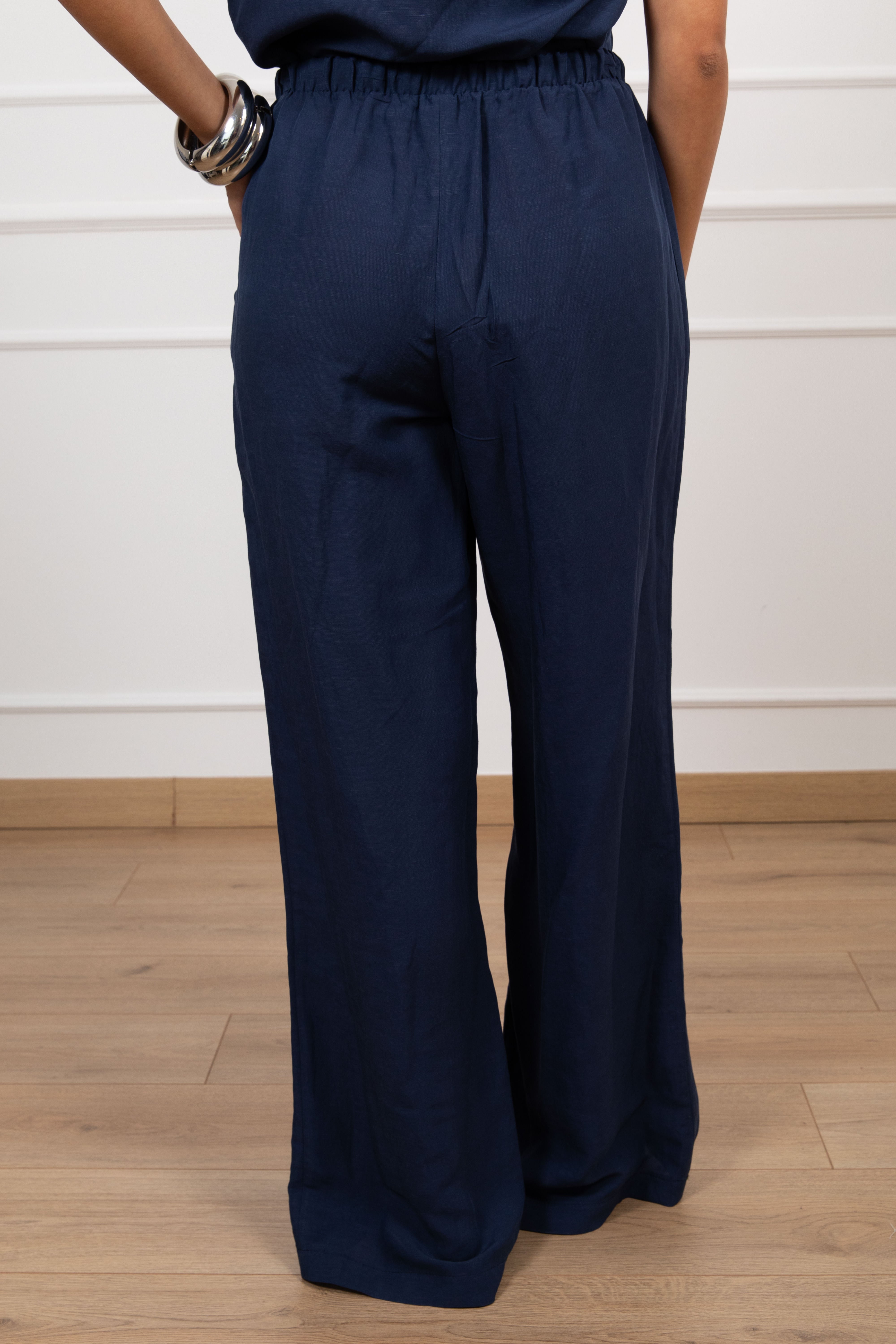 Coordinato gilet e pantalone in lino e viscosa Tensione IN