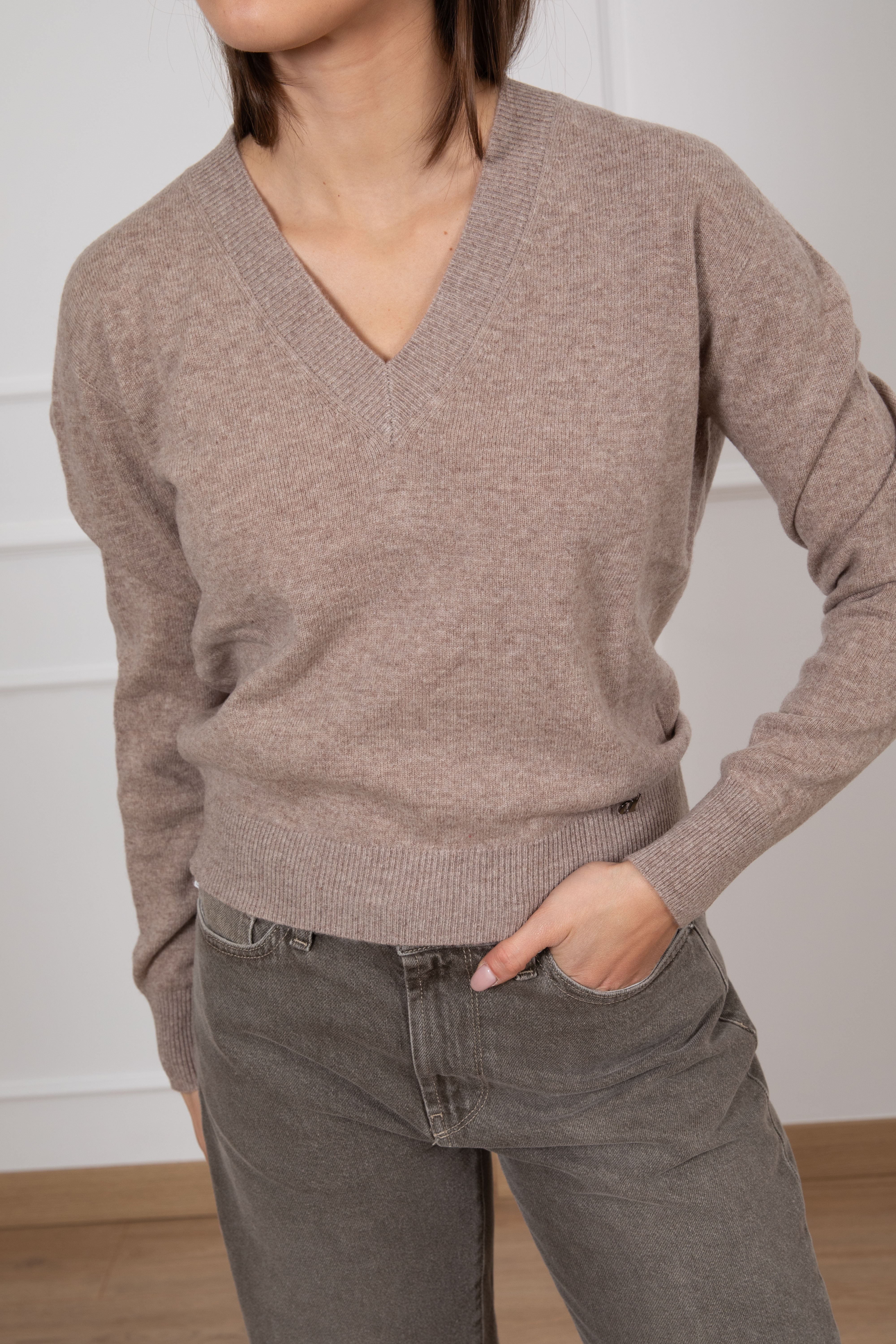 Pull in lana con scollo a "V" Dixie