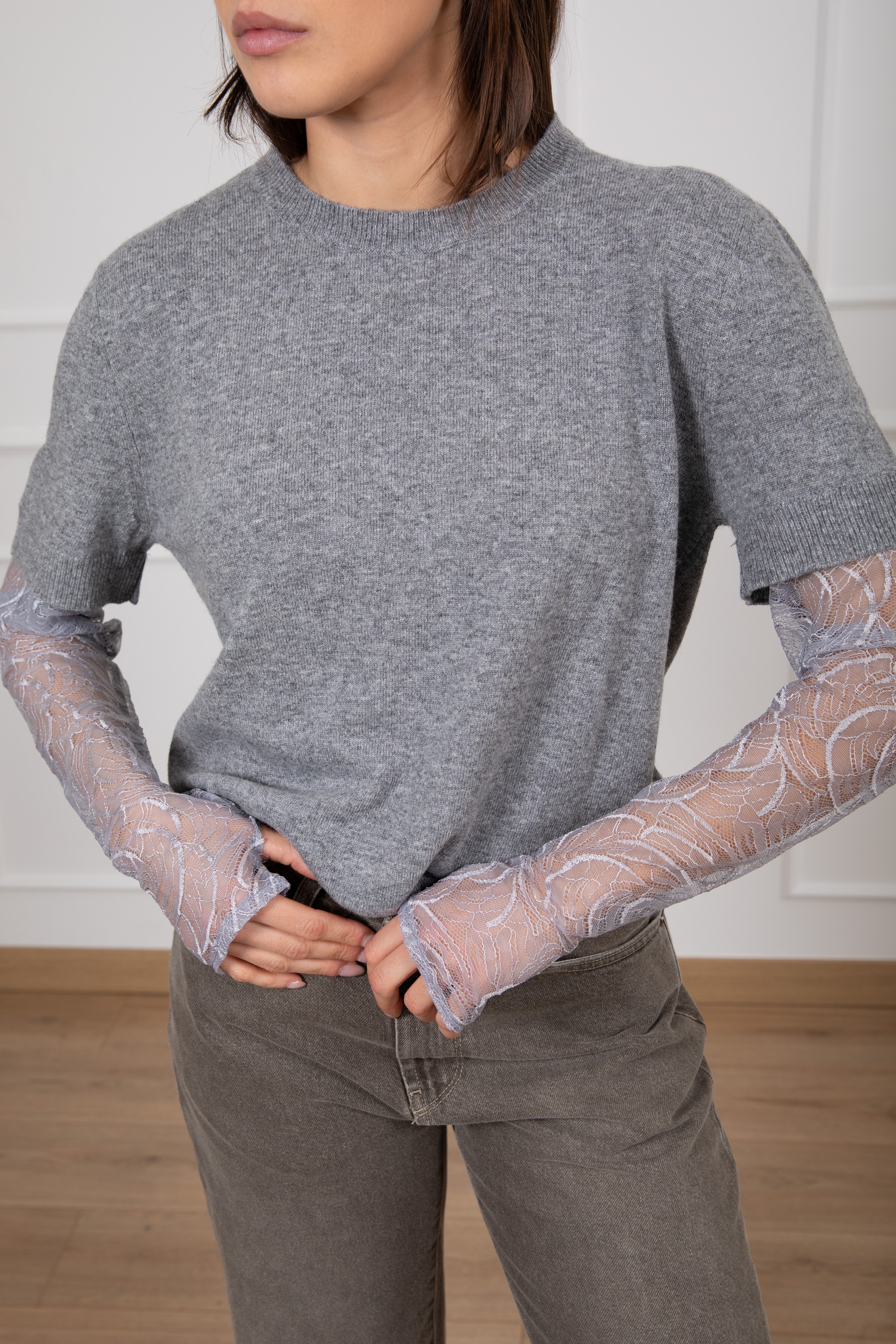 Maglia in lana con maniche pizzo ViCOLO