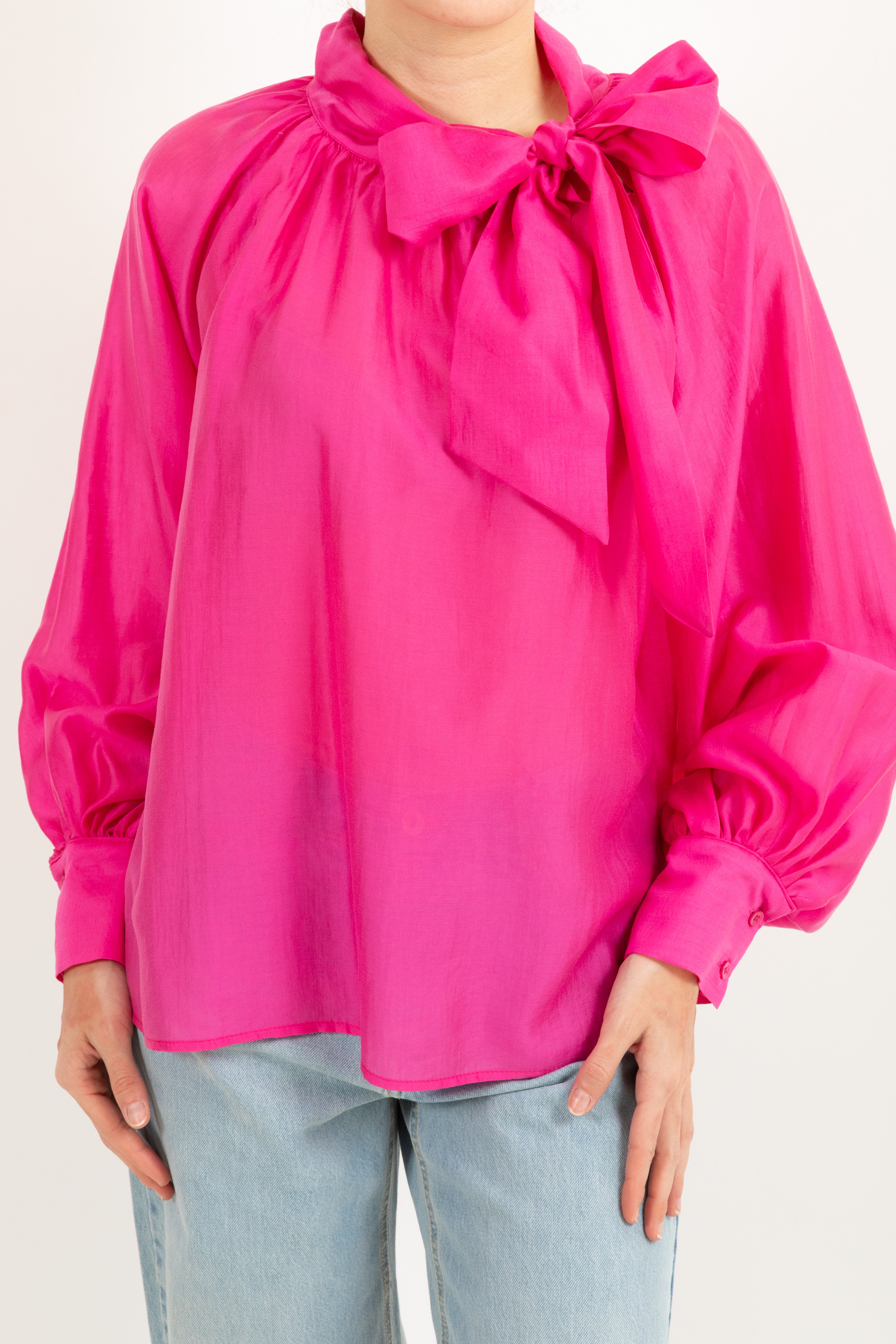 Blusa in lyocell con fiocco ViCOLO