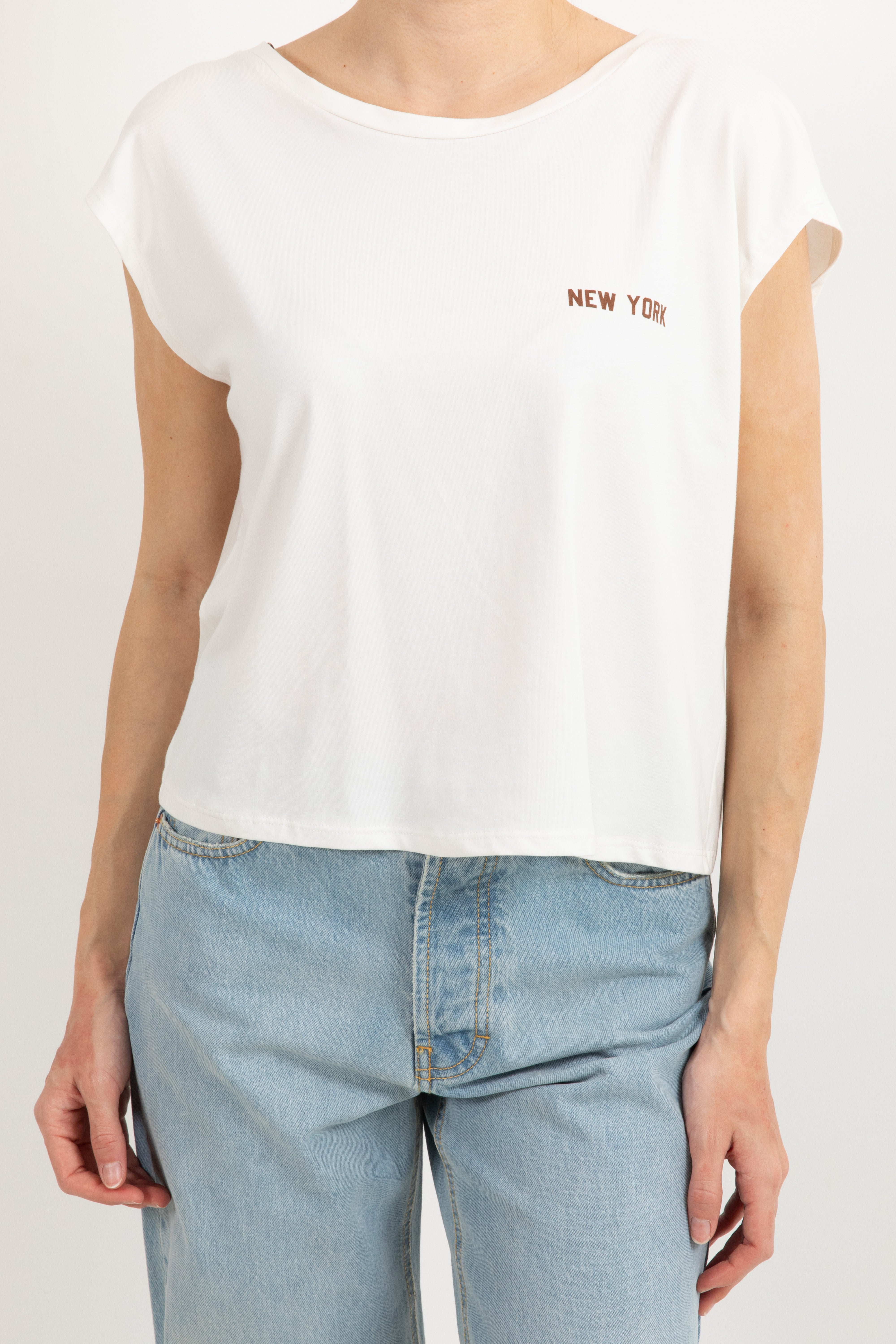 T-shirt "New York" con fiocco sul retro Susy Mix