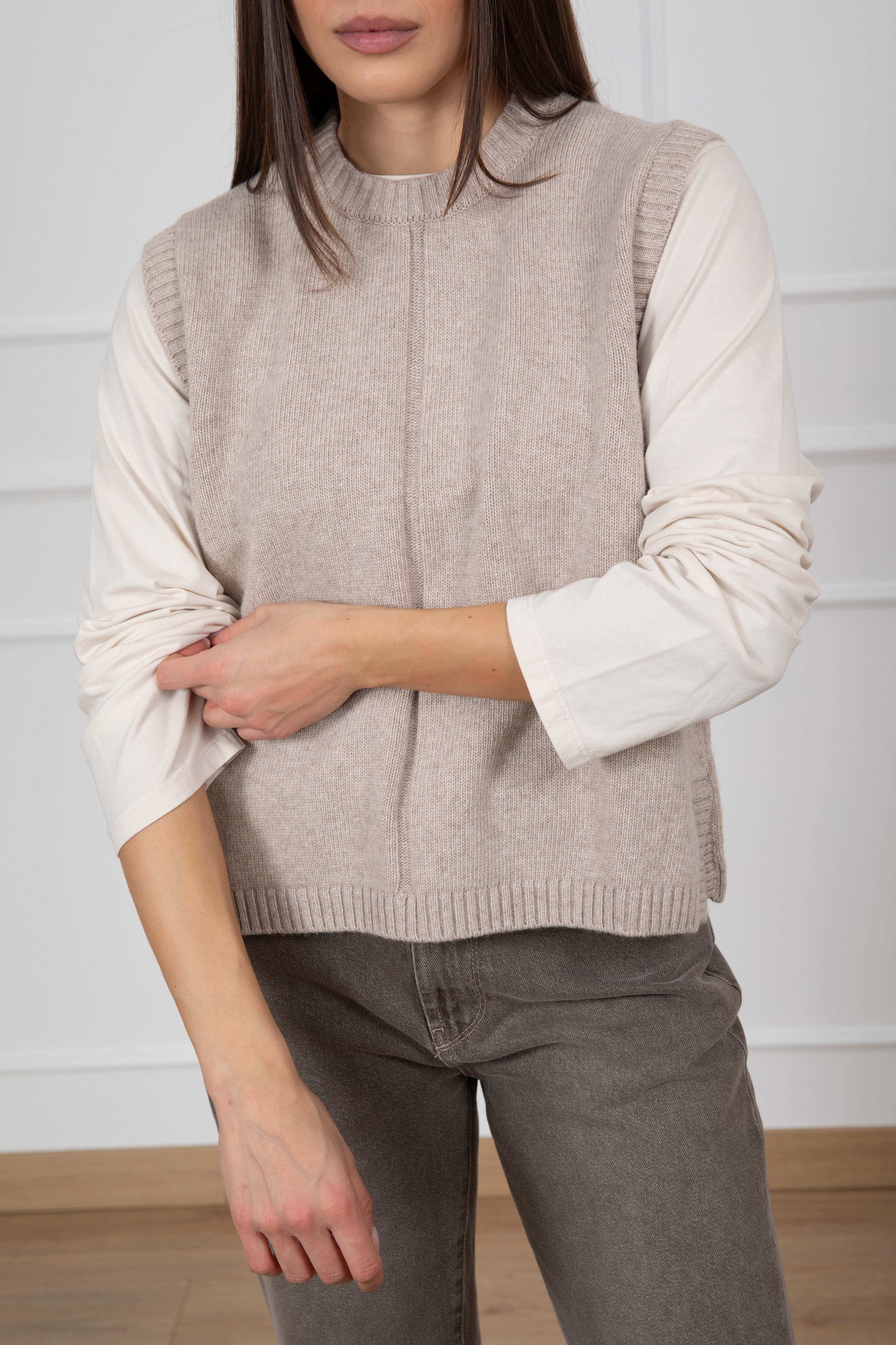 Gilet in maglia con spacchi ViCOLO