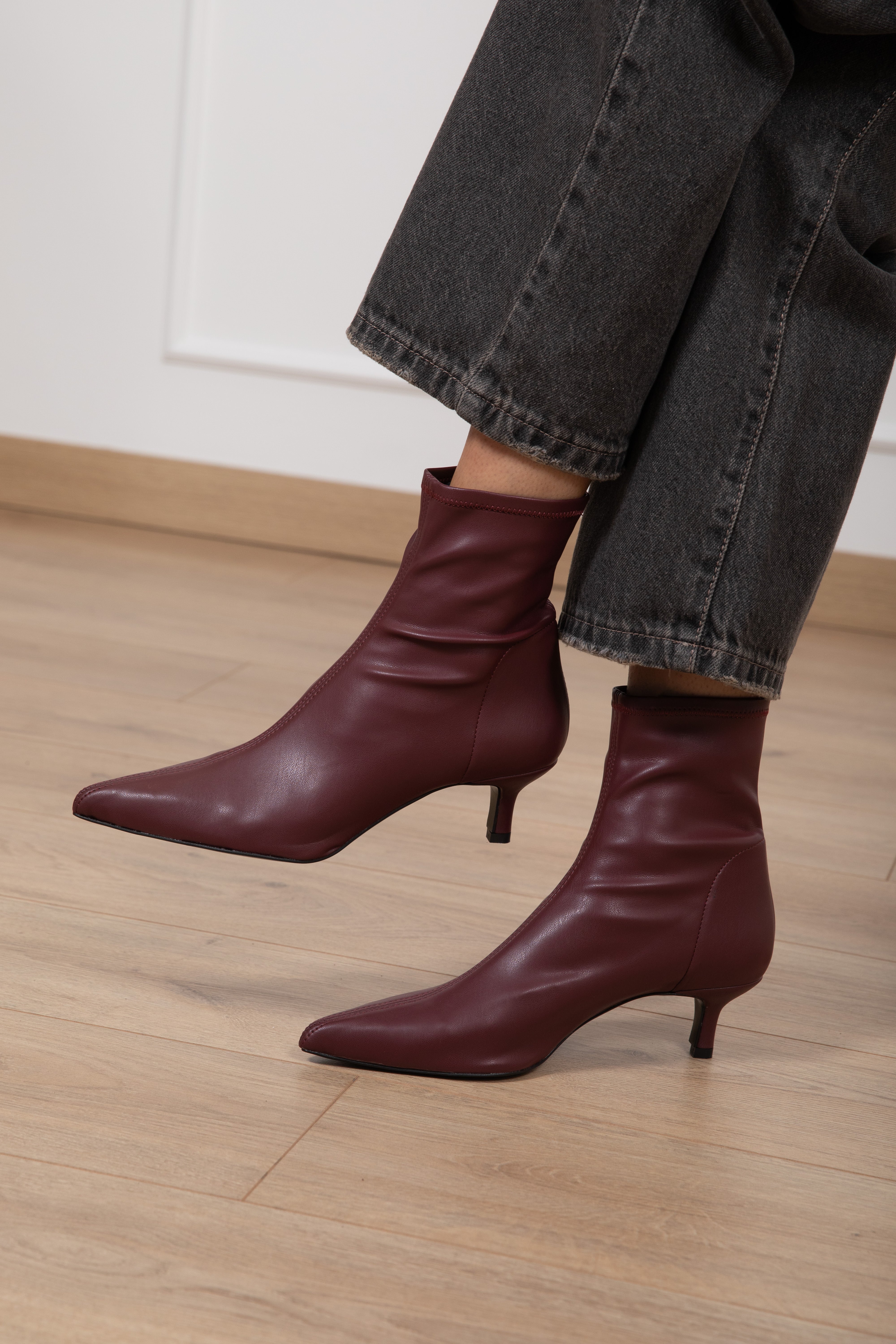 Stivaletto a calzino a punta Ovyé