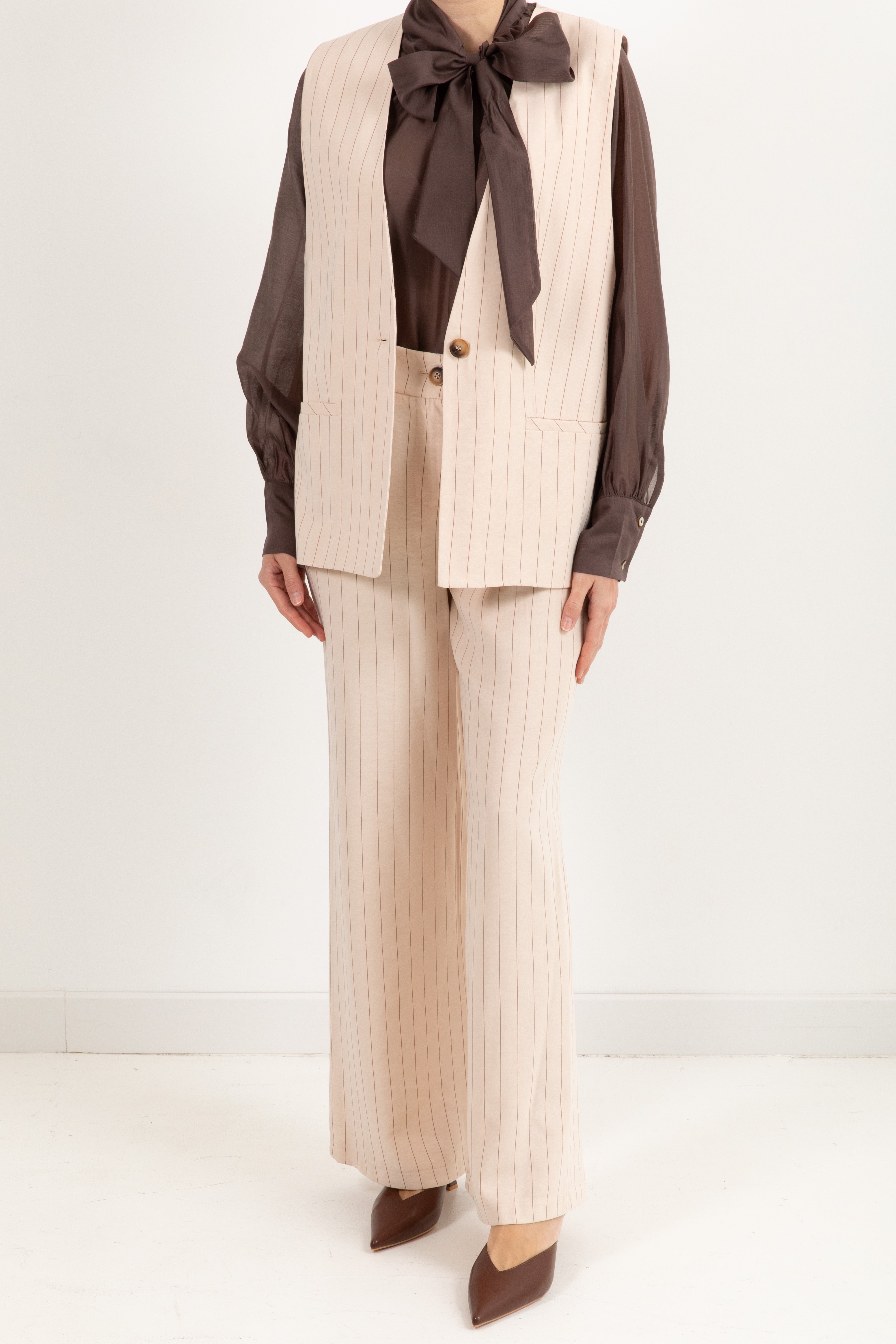 Coordinato gessato gilet e pantalone gamba dritta Susy Mix
