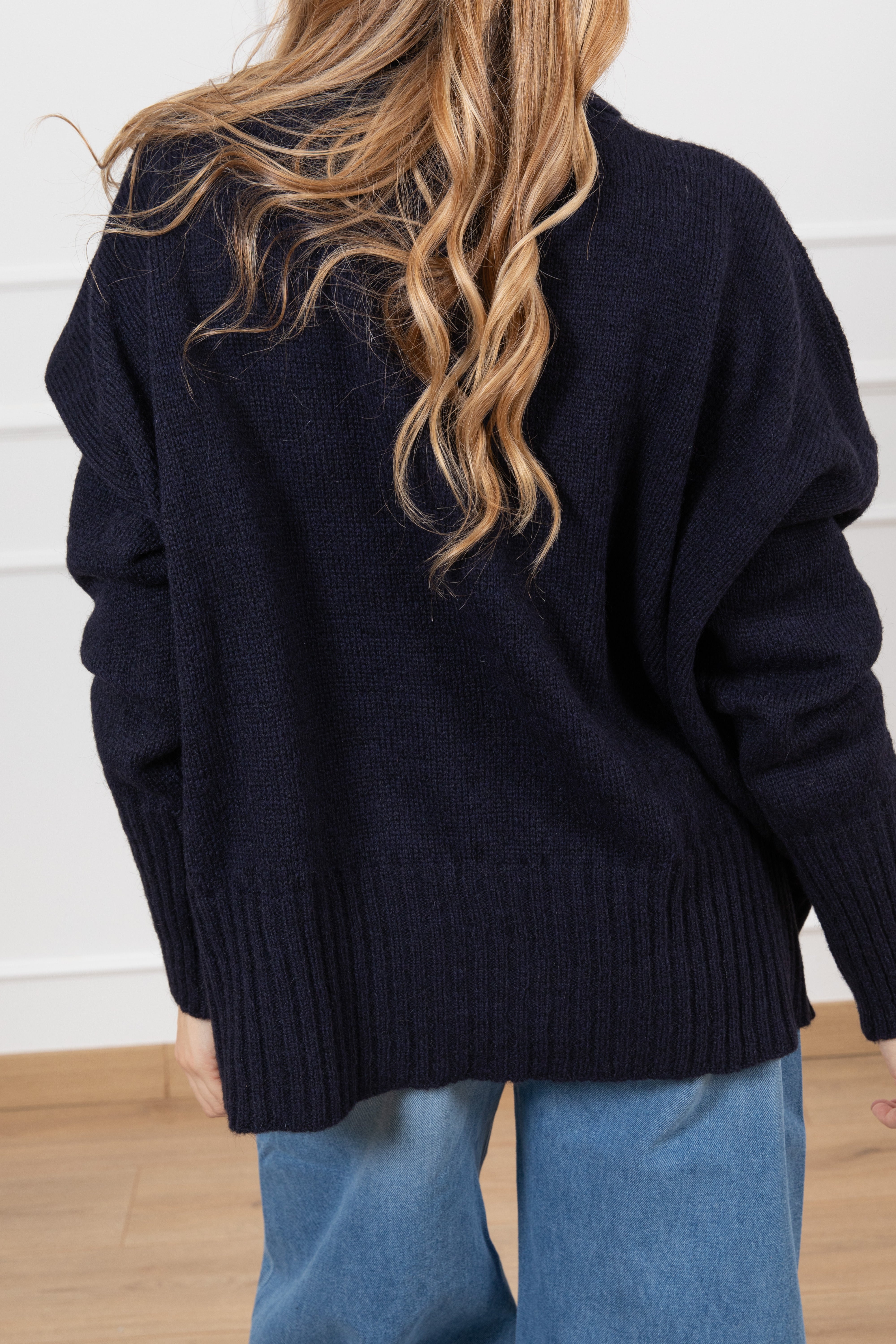 Pull collo alto over-size a scatoletta Tensione IN