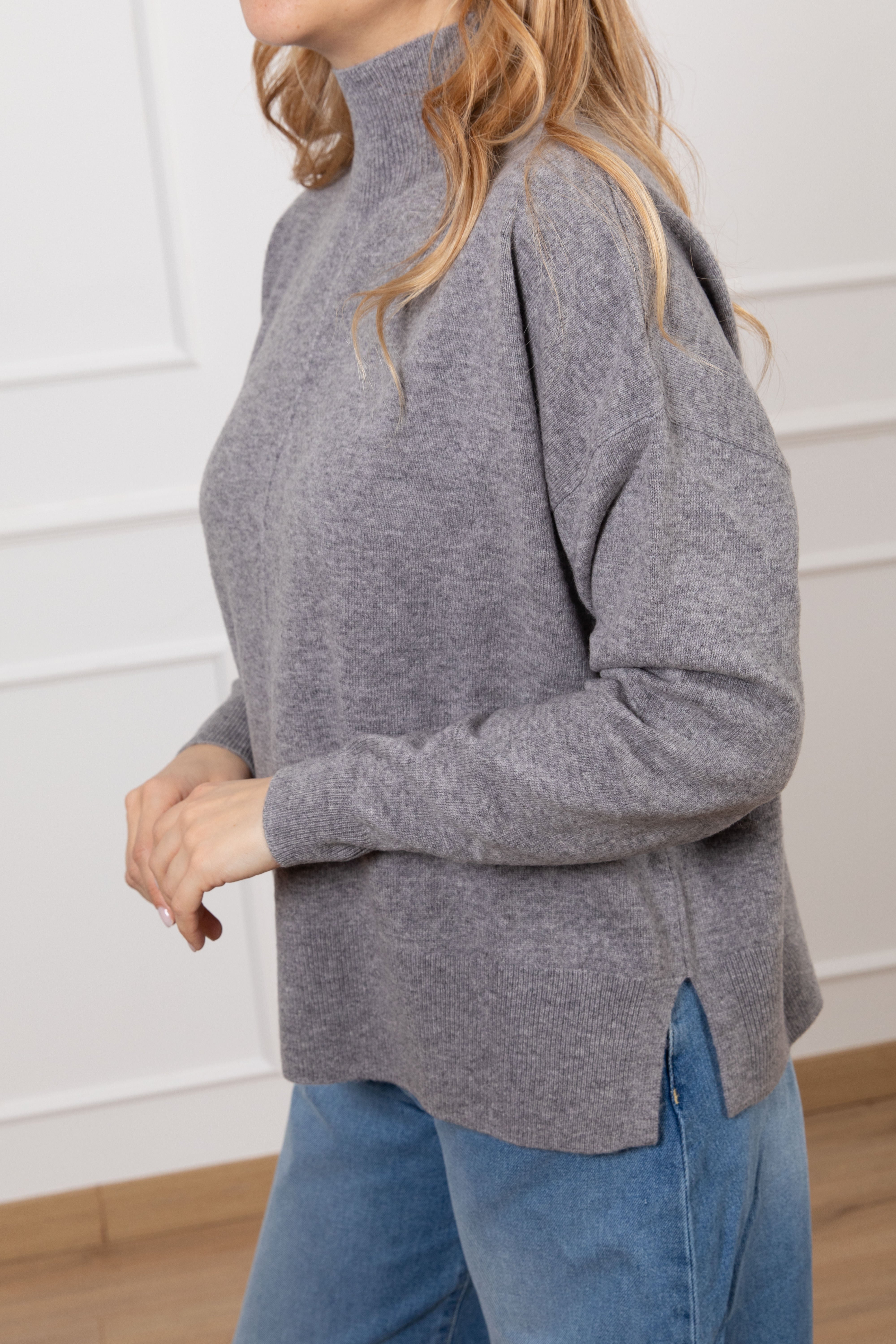 Pull mezzo-collo con cucitura 100% lana Tensione IN