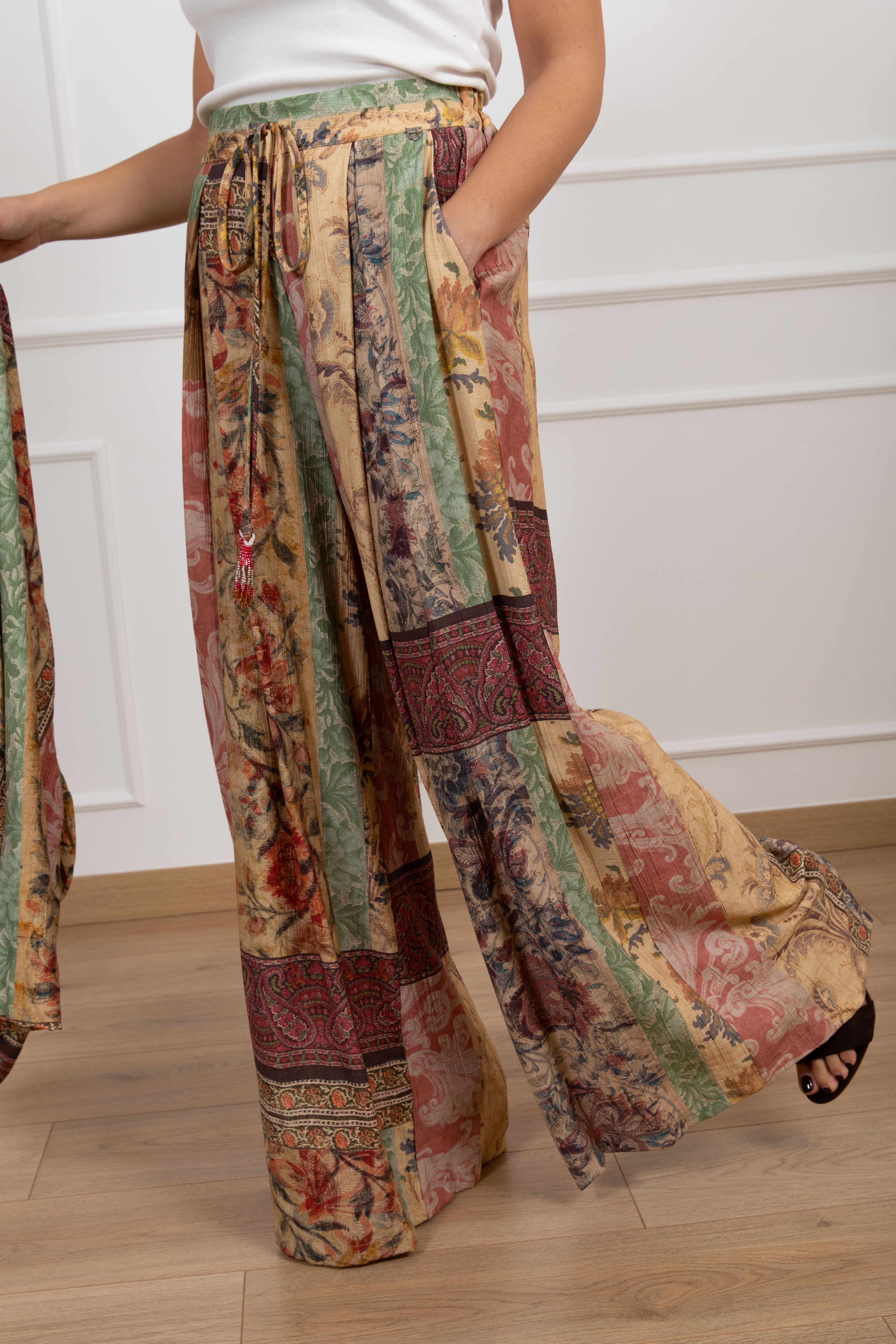 Pantalone in viscosa fantasia arabica Dixie