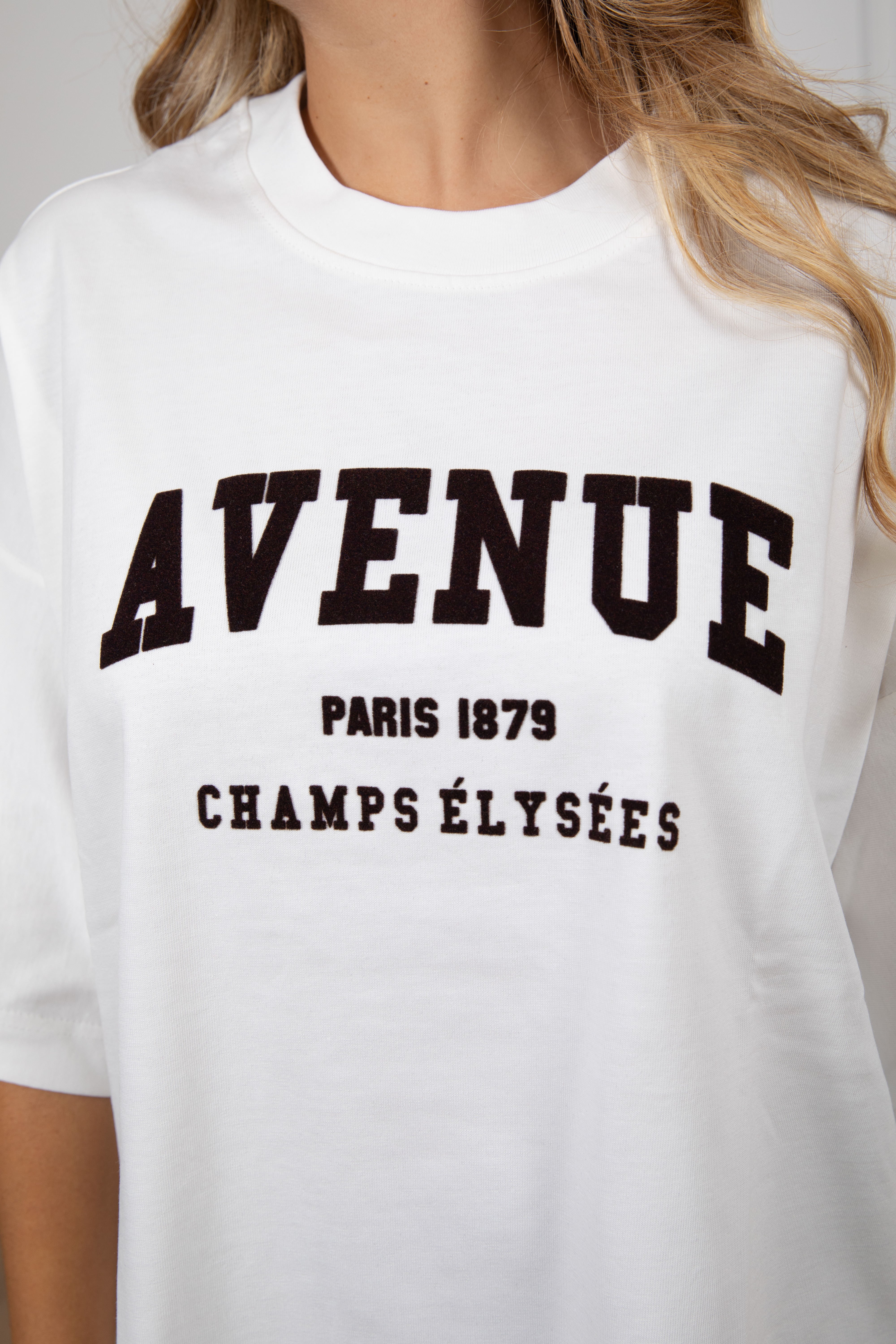 T-shirt extra over "Avenue" in velluto ViCOLO
