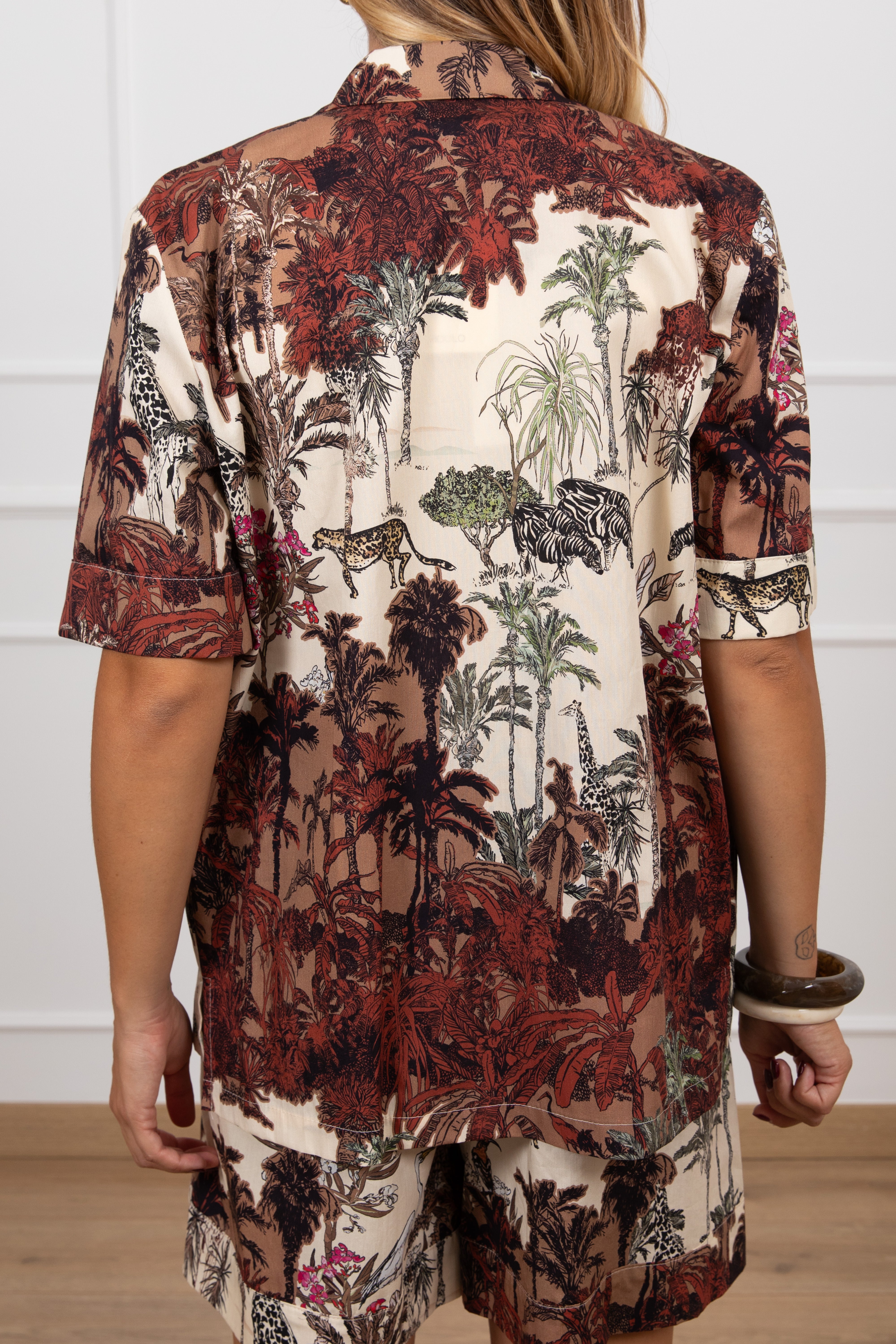 Camicia manica corta fantasia savana ViCOLO