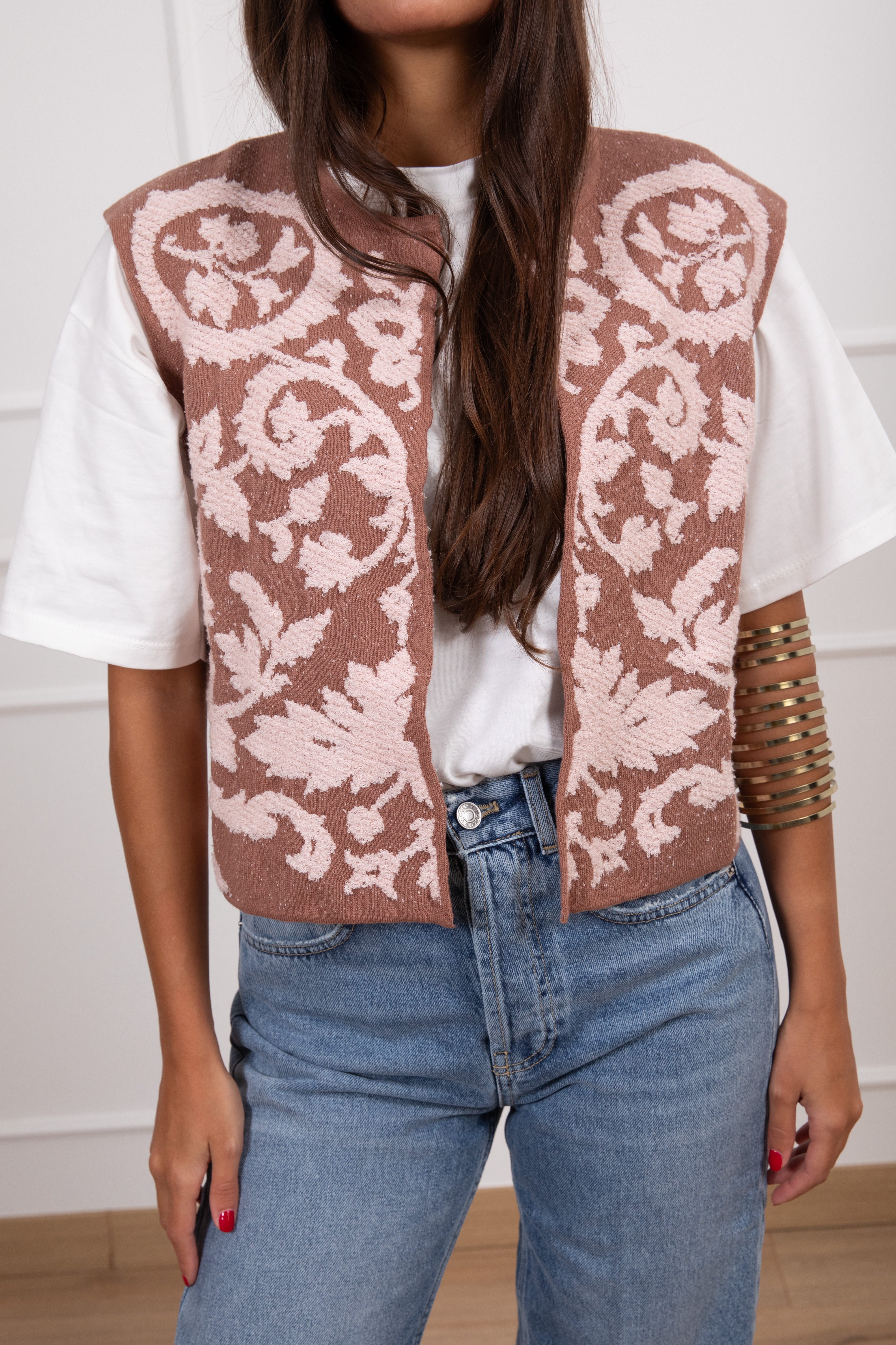 Gilet con ricamo arabesque ViCOLO