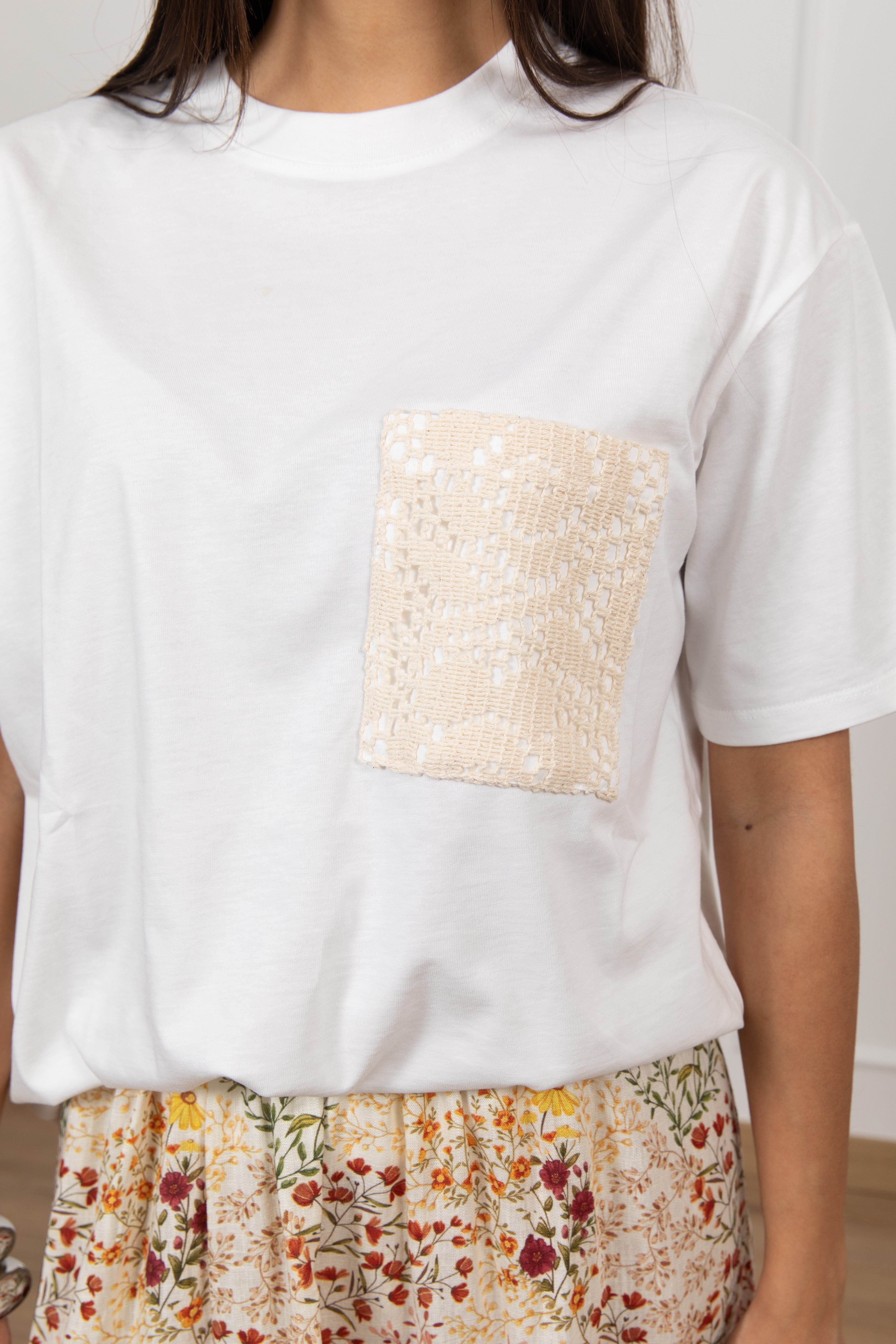 T-shirt con tasca crochet ViCOLO