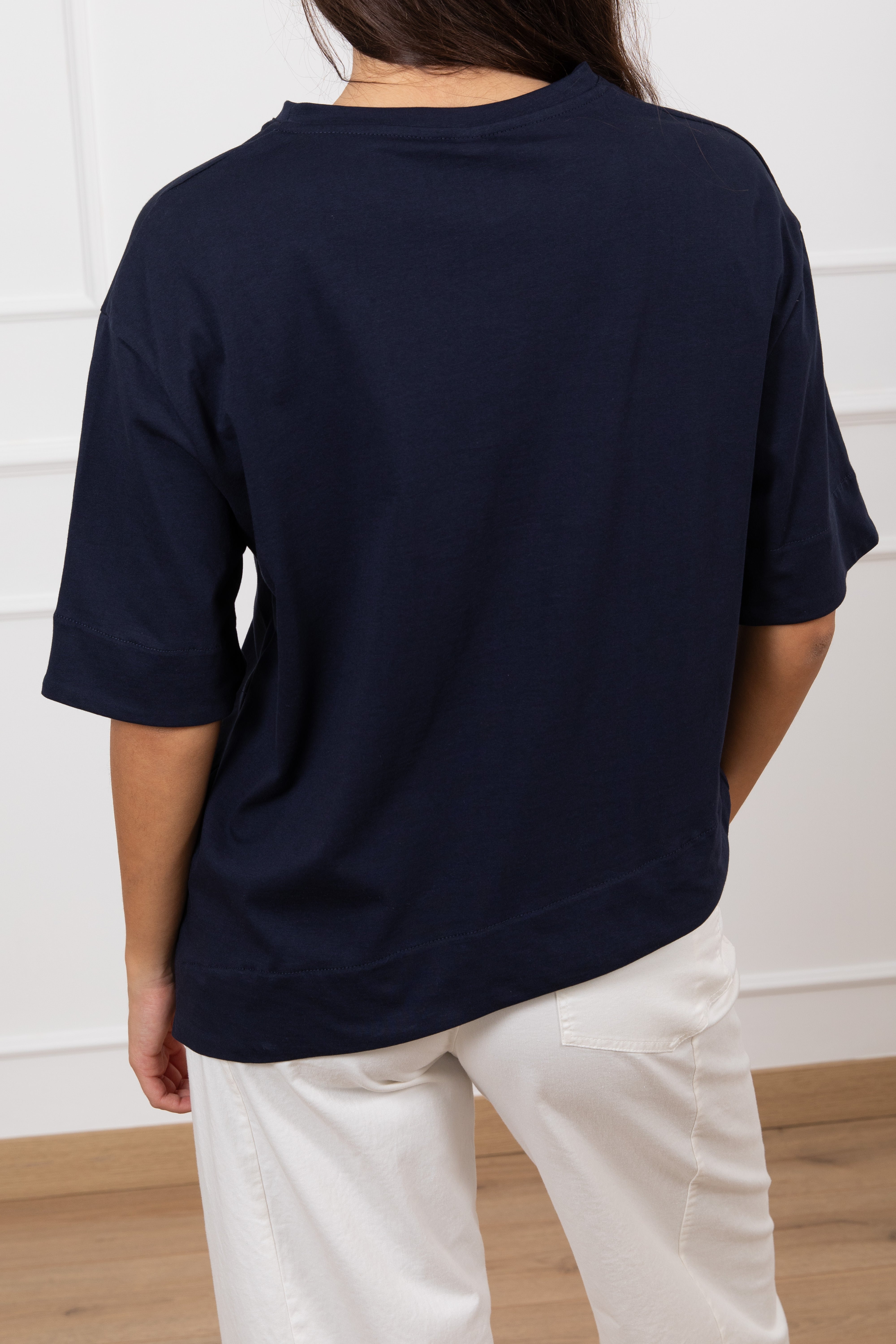 T-shirt asimmetrica con tasca paillettes Tensione IN