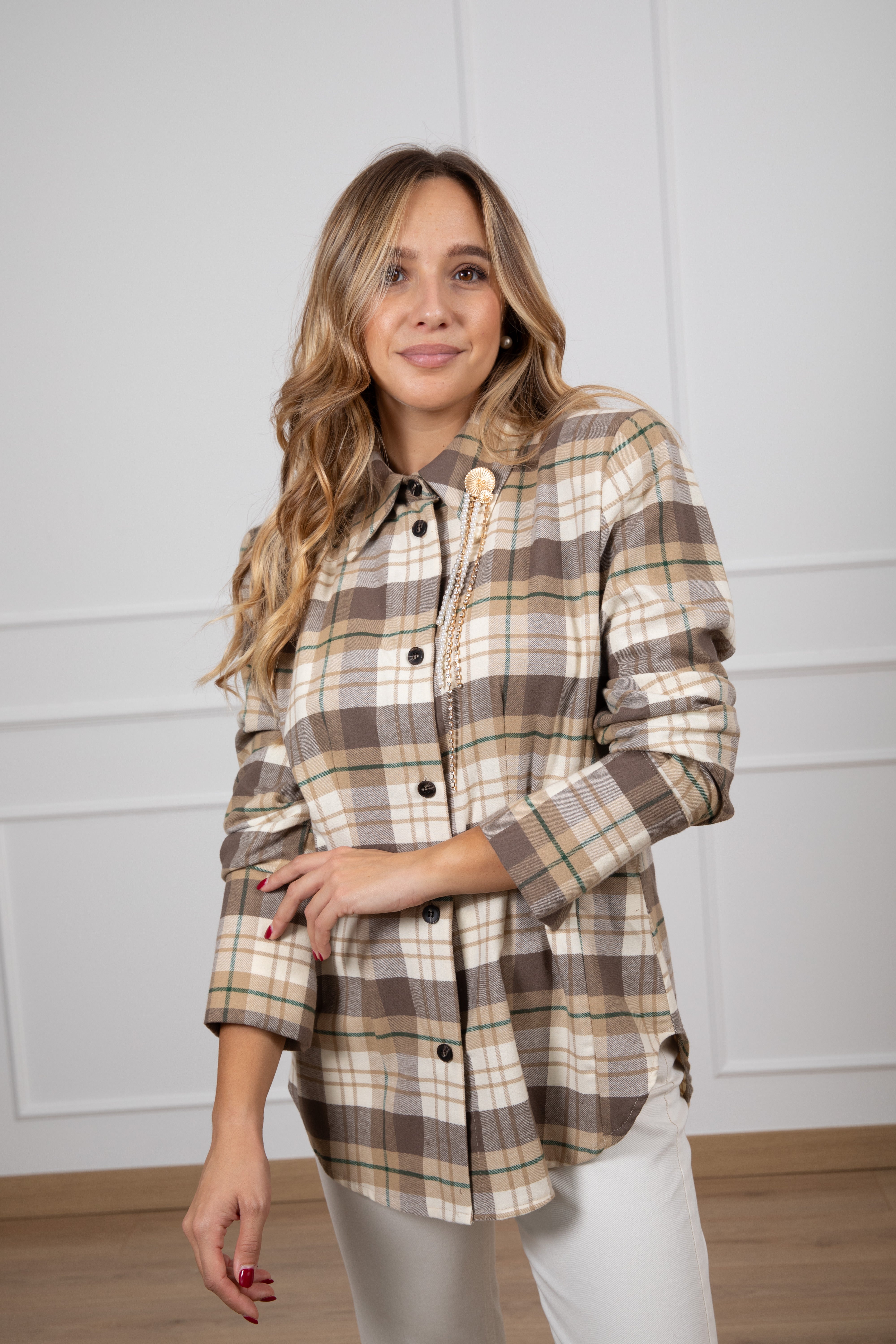 Camicia check sfiancata in flanella con spallina imbottita Tensione IN