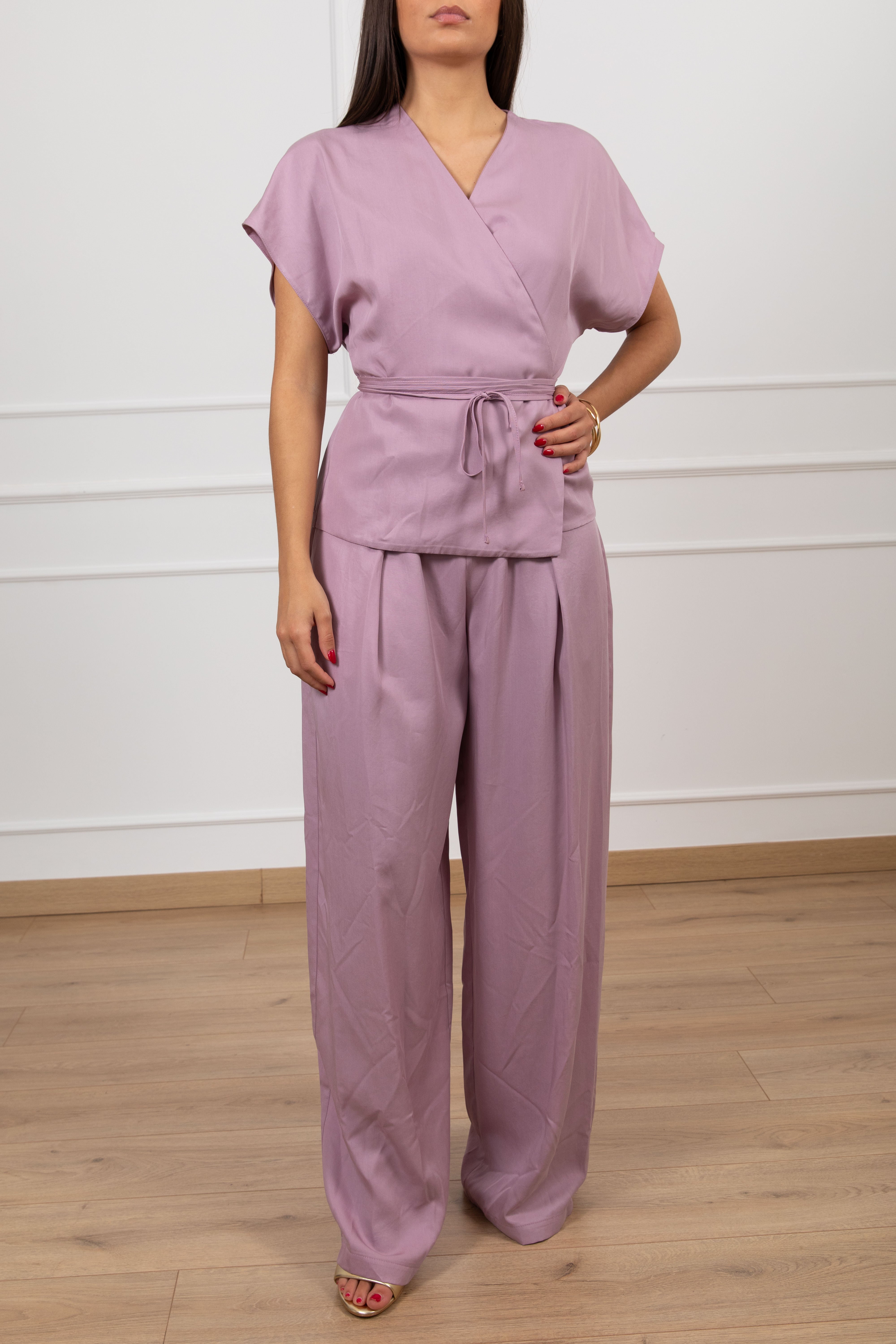 Coordinato blusa con incrocio e pantalone con elastico sul retro Susy Mix