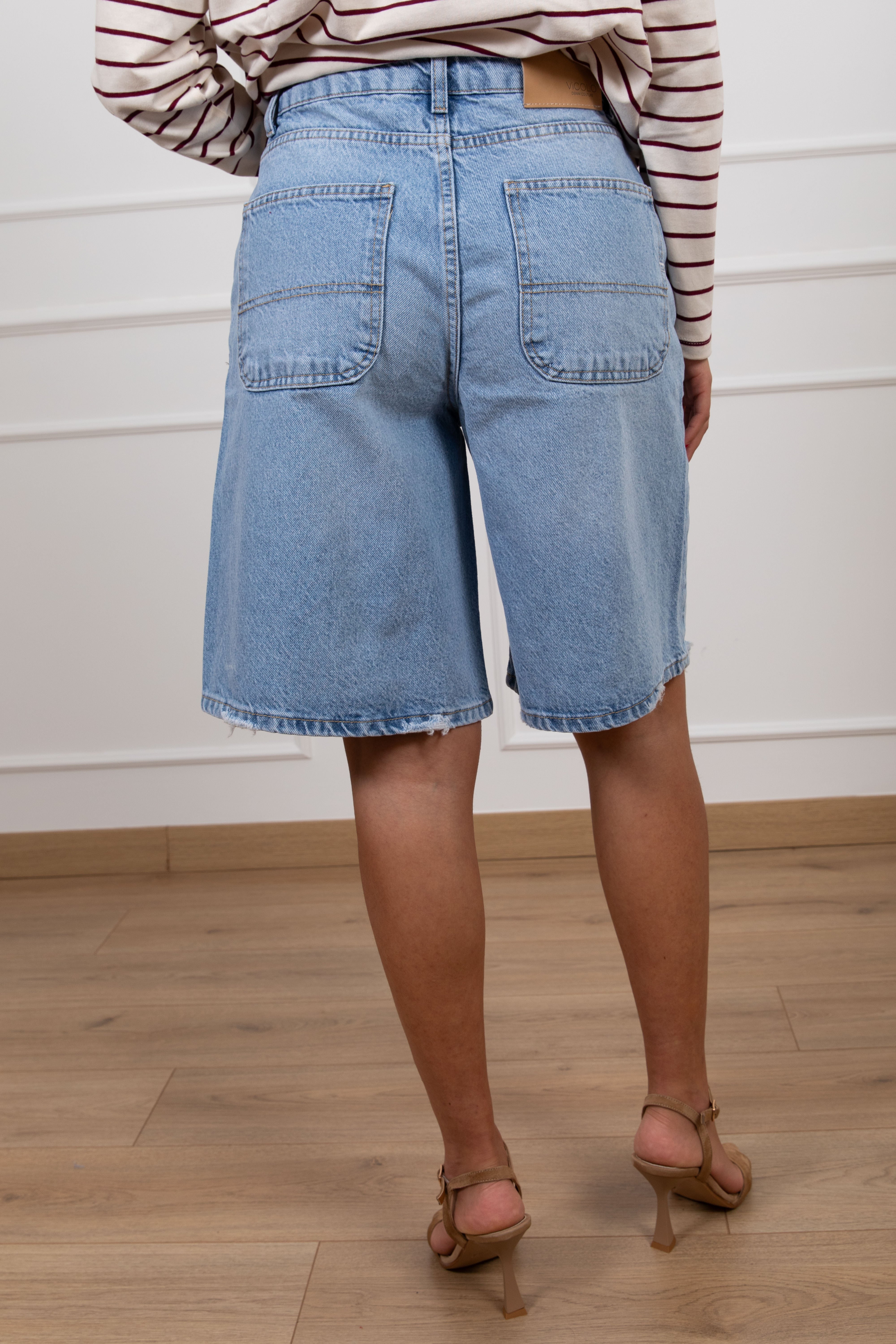 Bermuda in jeans lavaggio chiaro ViCOLO