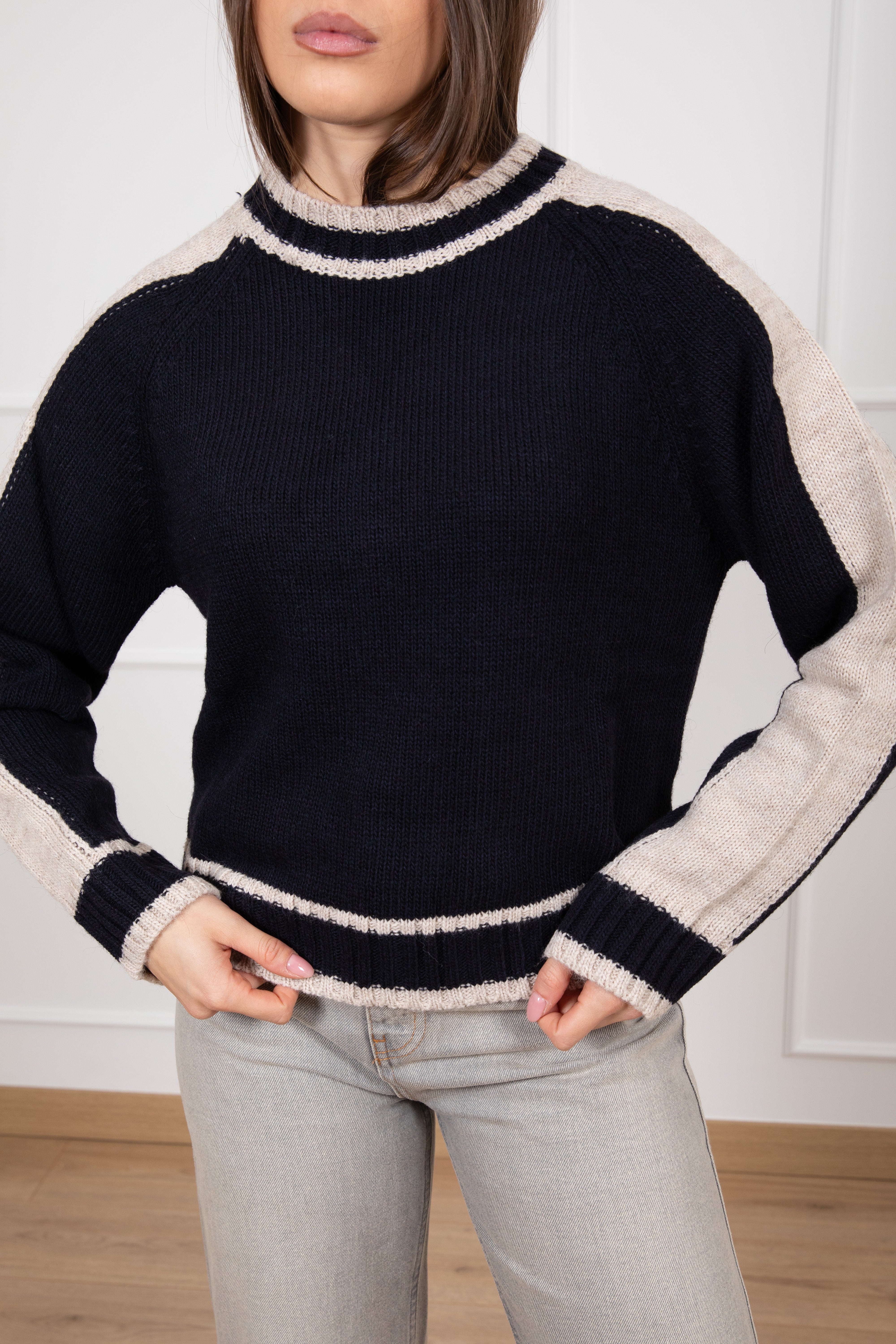 Pull con dettagli bi-color ViCOLO