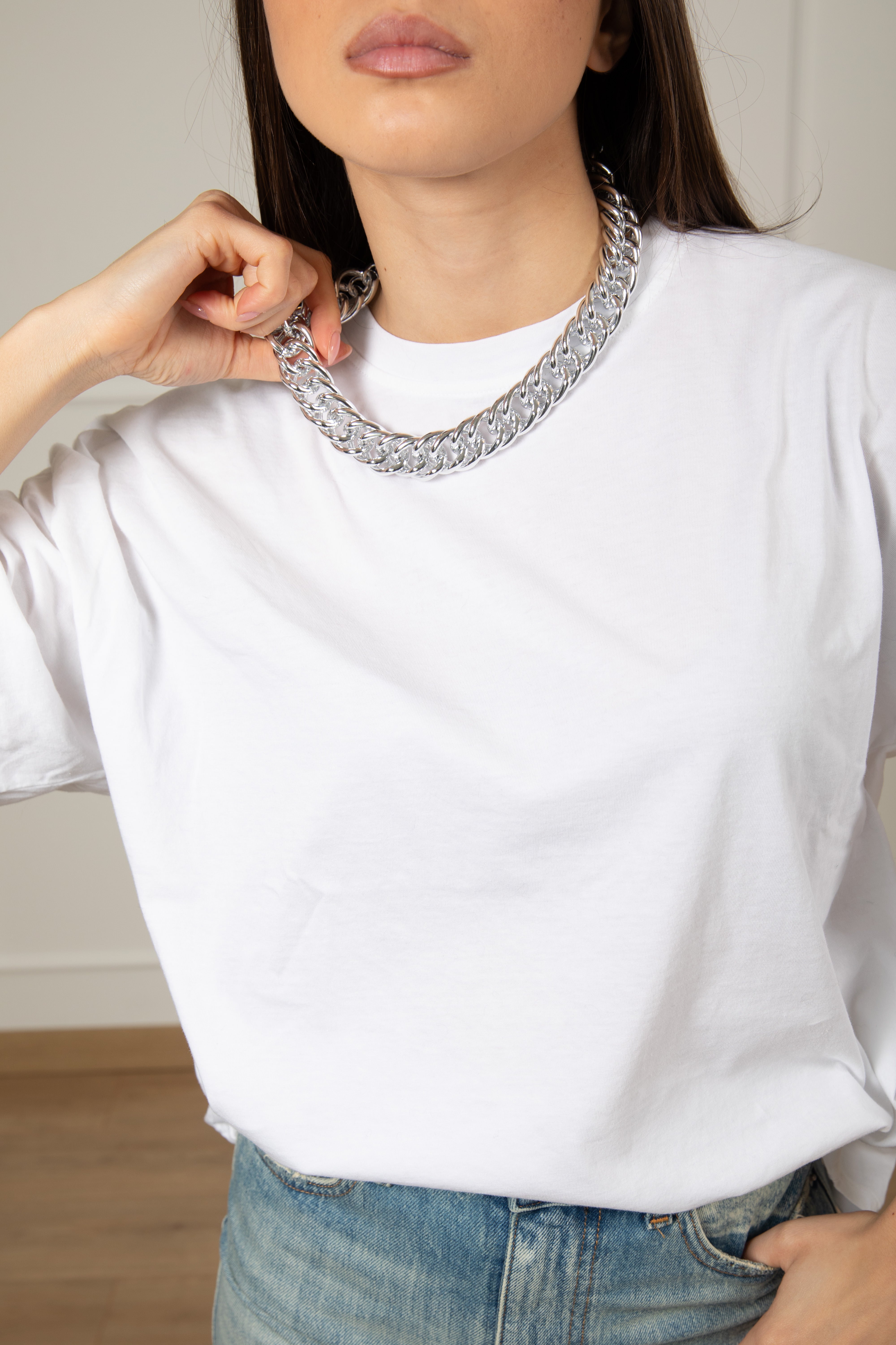 Collana con catena grande