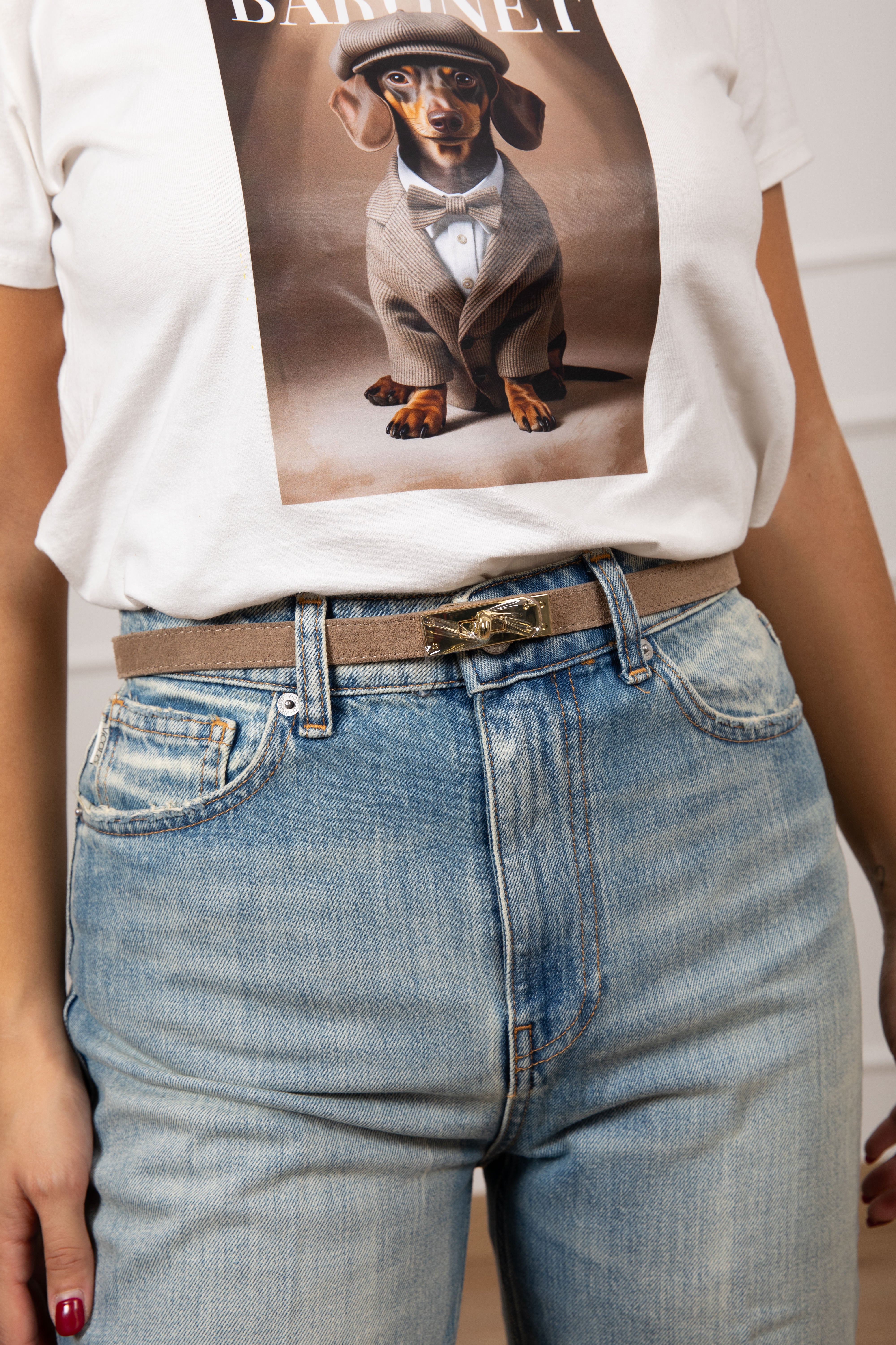 Cintura regolabile in camoscio con lucchetto