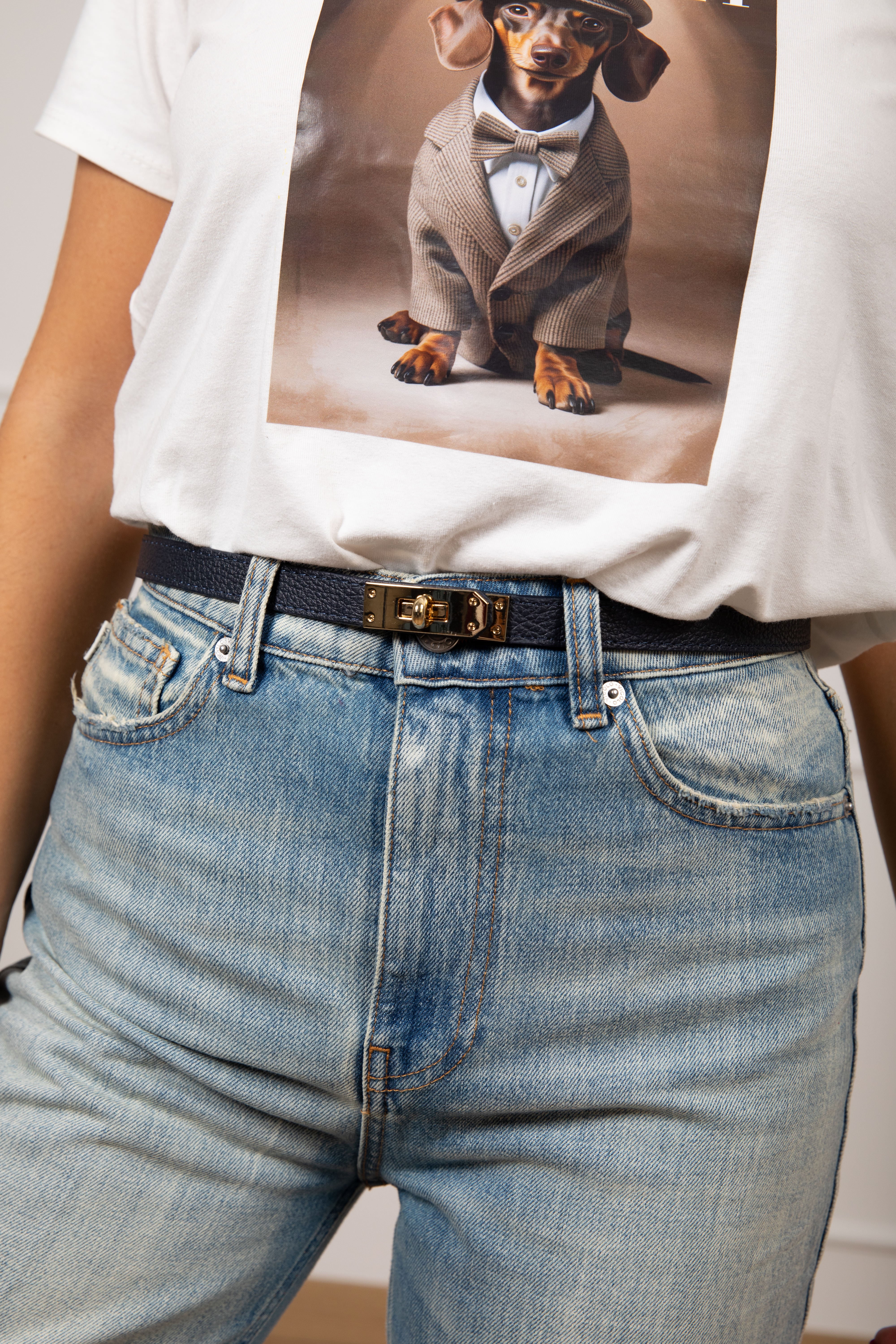 Cintura regolabile in pelle con lucchetto