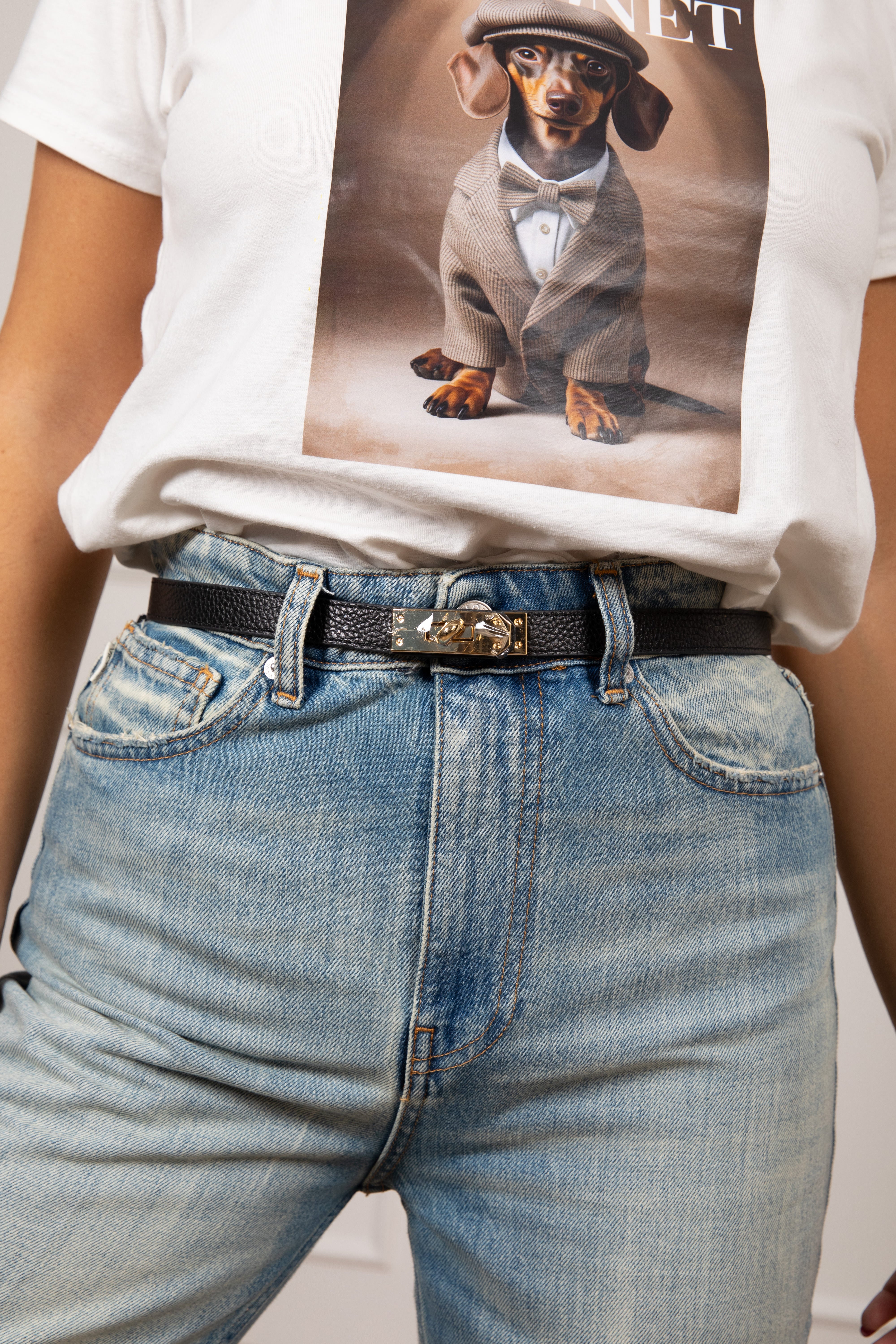 Cintura regolabile in pelle con lucchetto