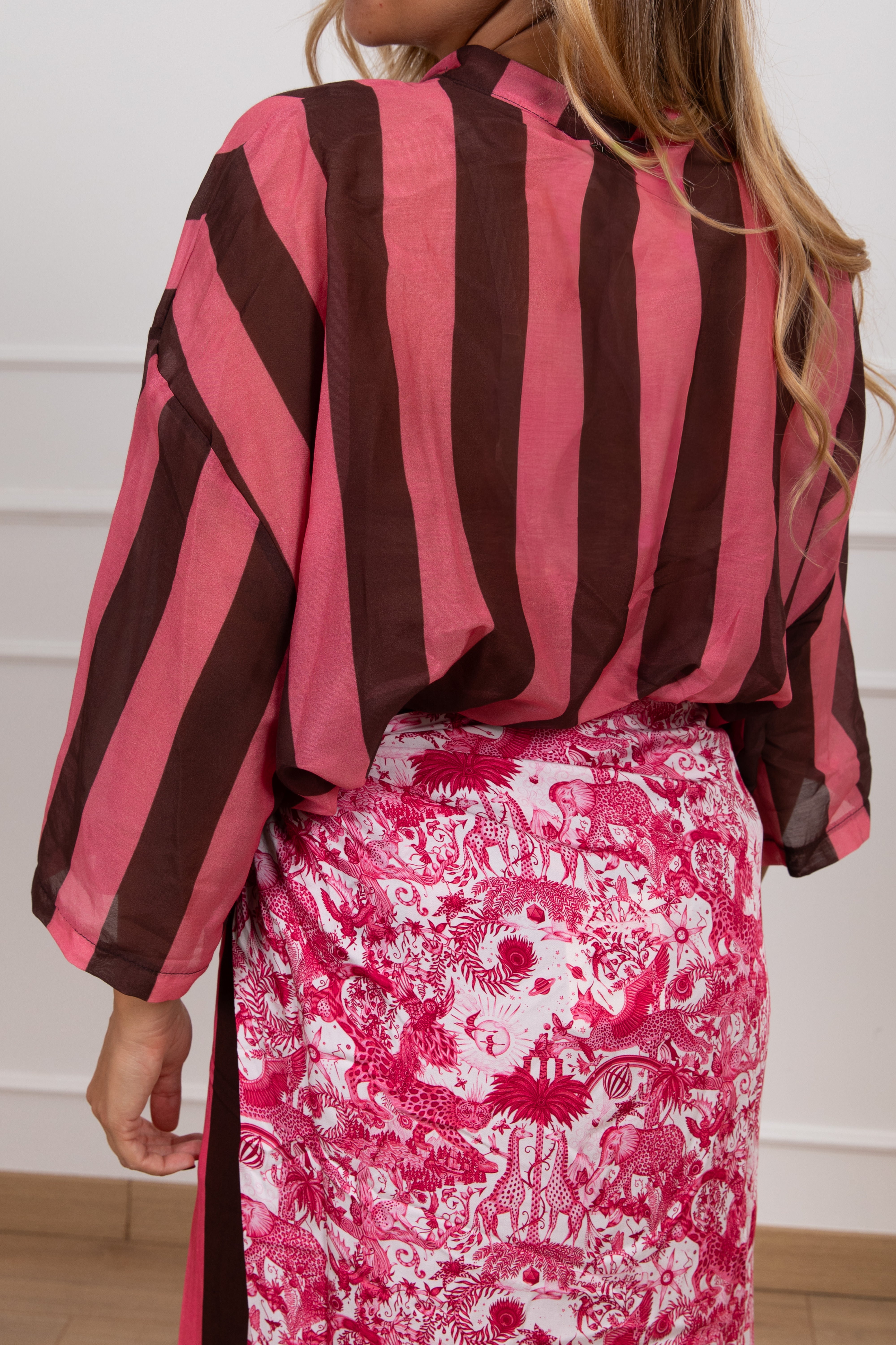 Camicia a righe fucsia/moro Tensione IN