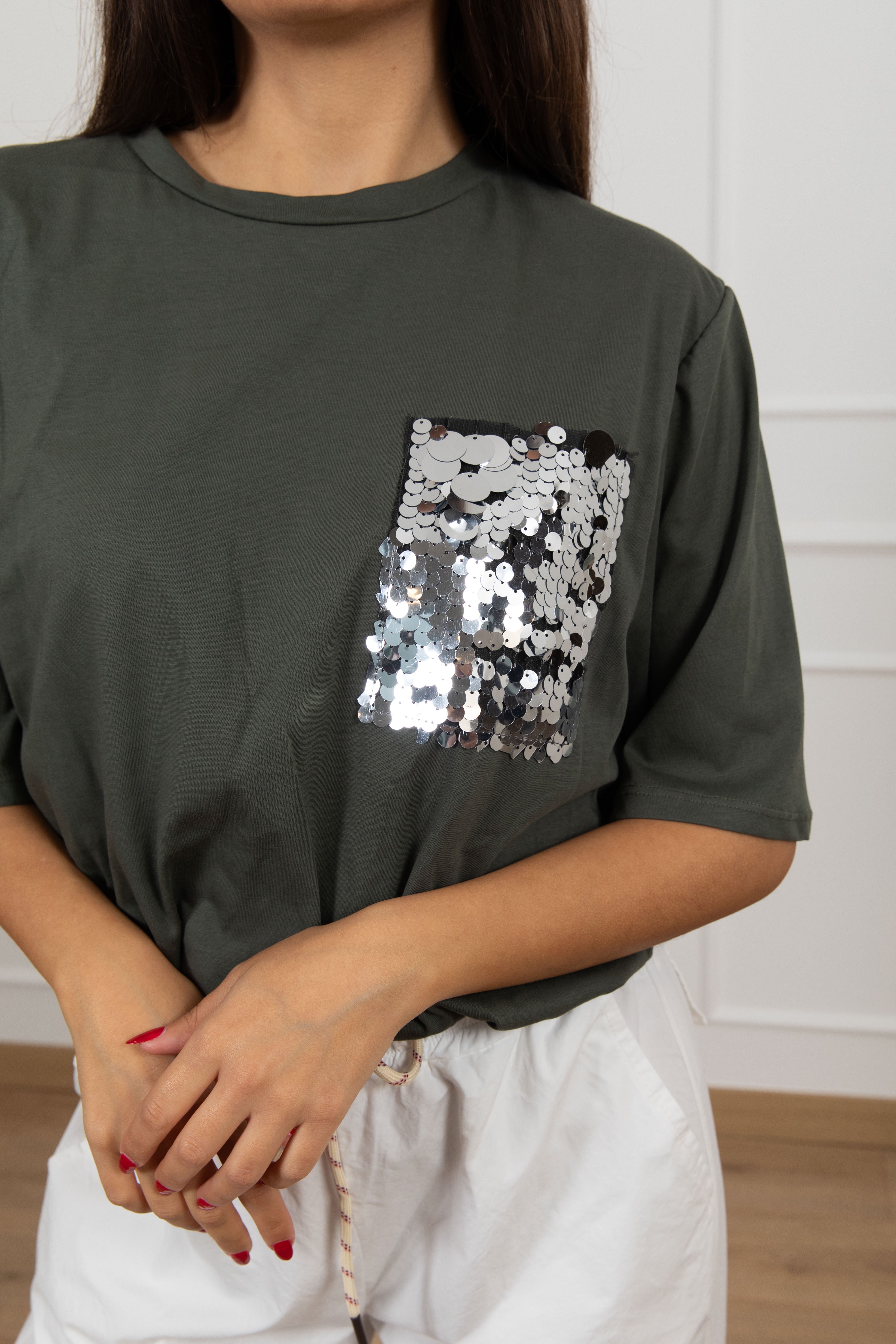 T-shirt a palloncino con tasca paillettes Motel