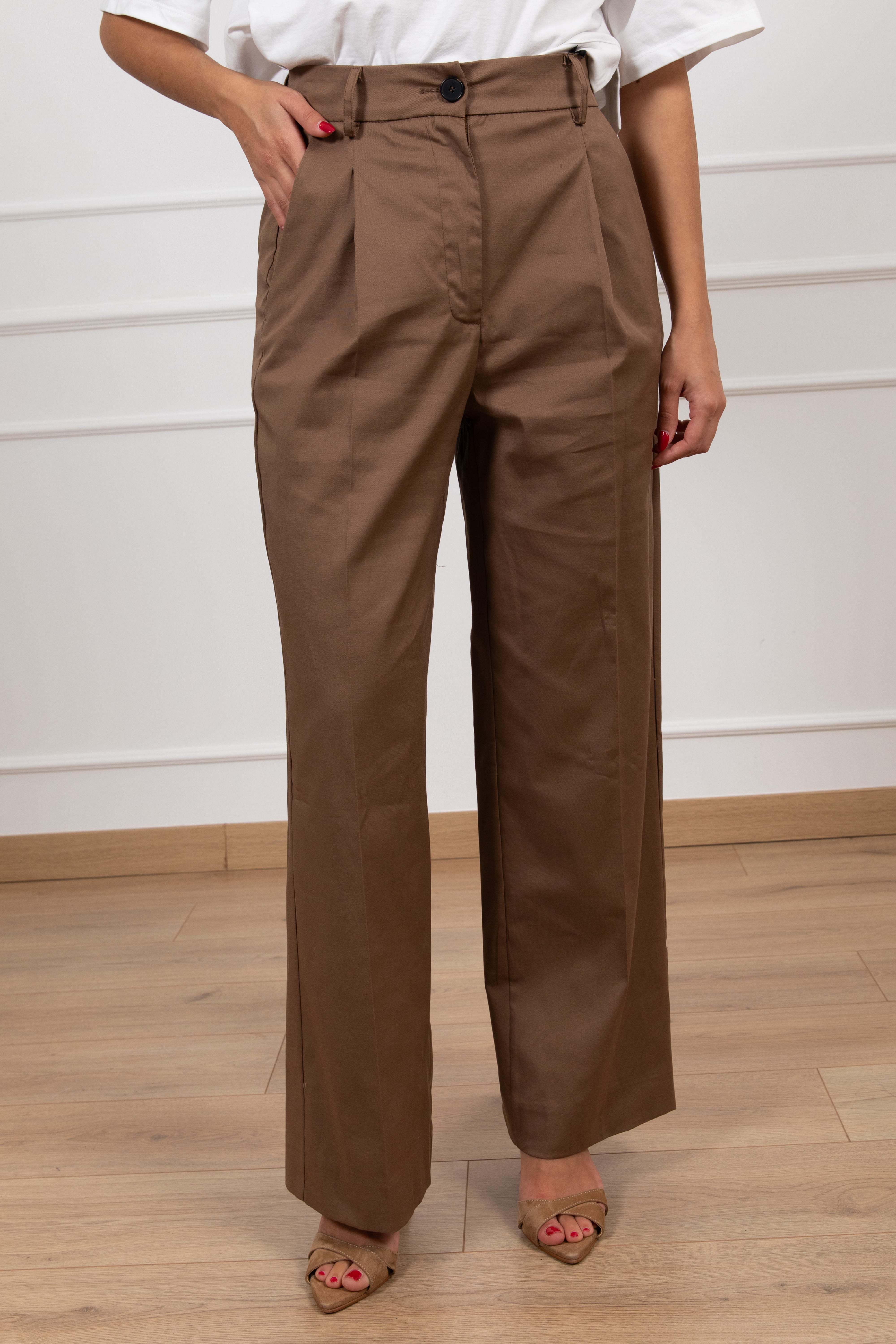 Pantalone gamba dritta con pinces ViCOLO