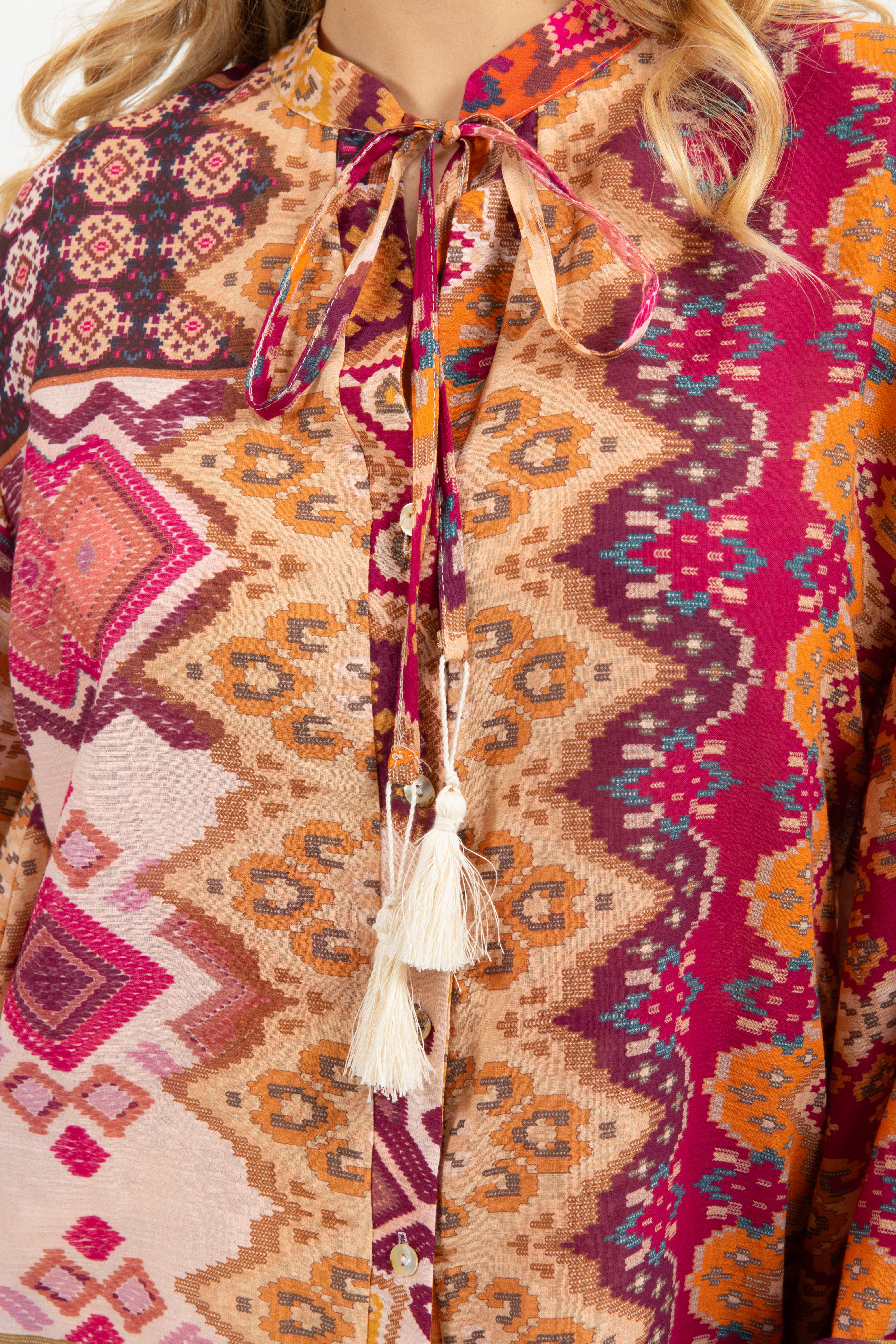Camicia con nappine fantasia persiana Tensione IN