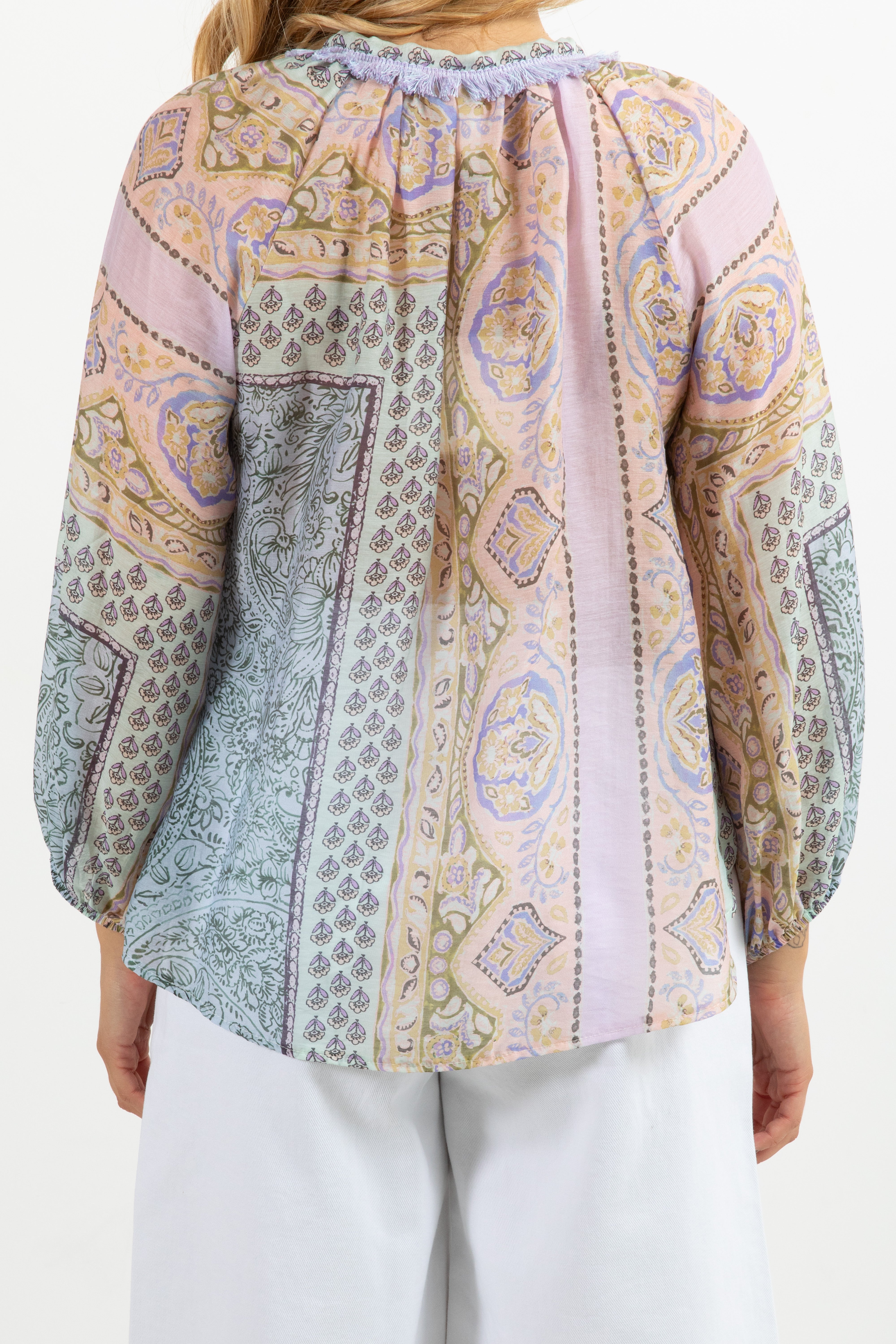 Blusa con nappine fantasia cachemire rosa Tensione IN
